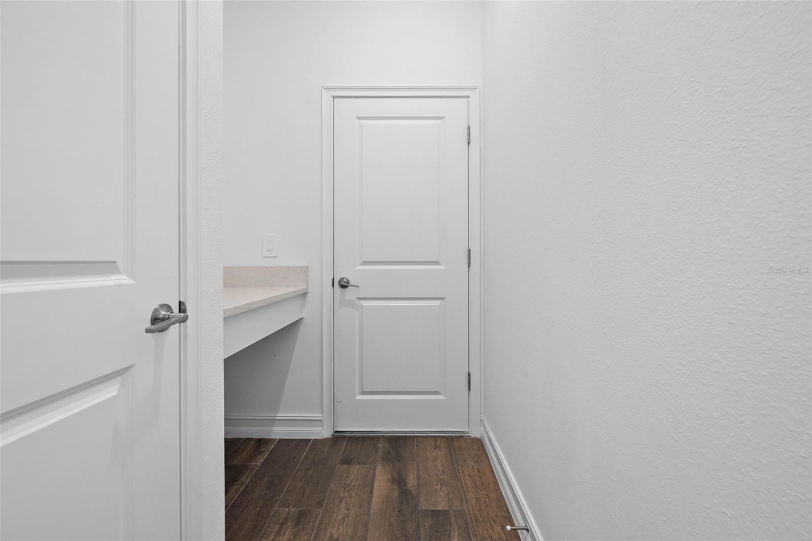 Image 57 of 81 For 4898 Southern Valley Loop