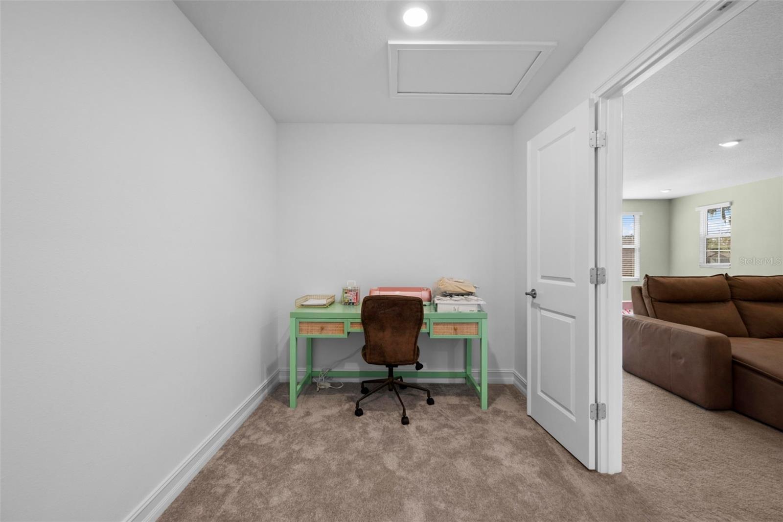 Image 64 of 81 For 4898 Southern Valley Loop