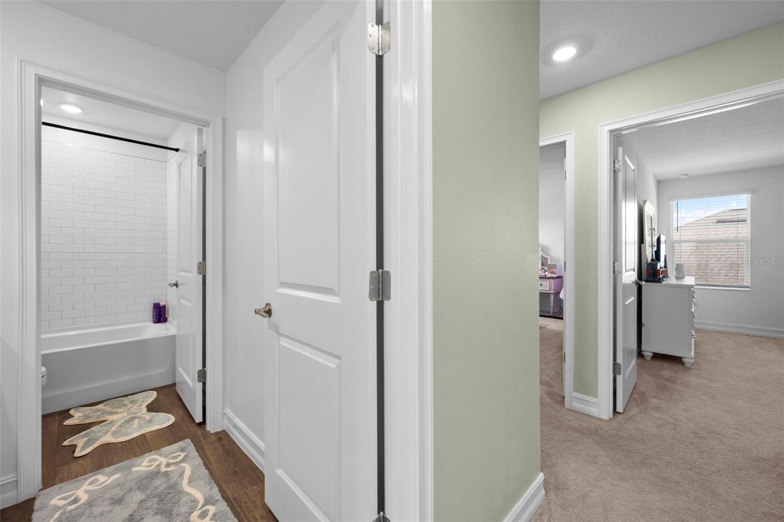 Image 67 of 81 For 4898 Southern Valley Loop