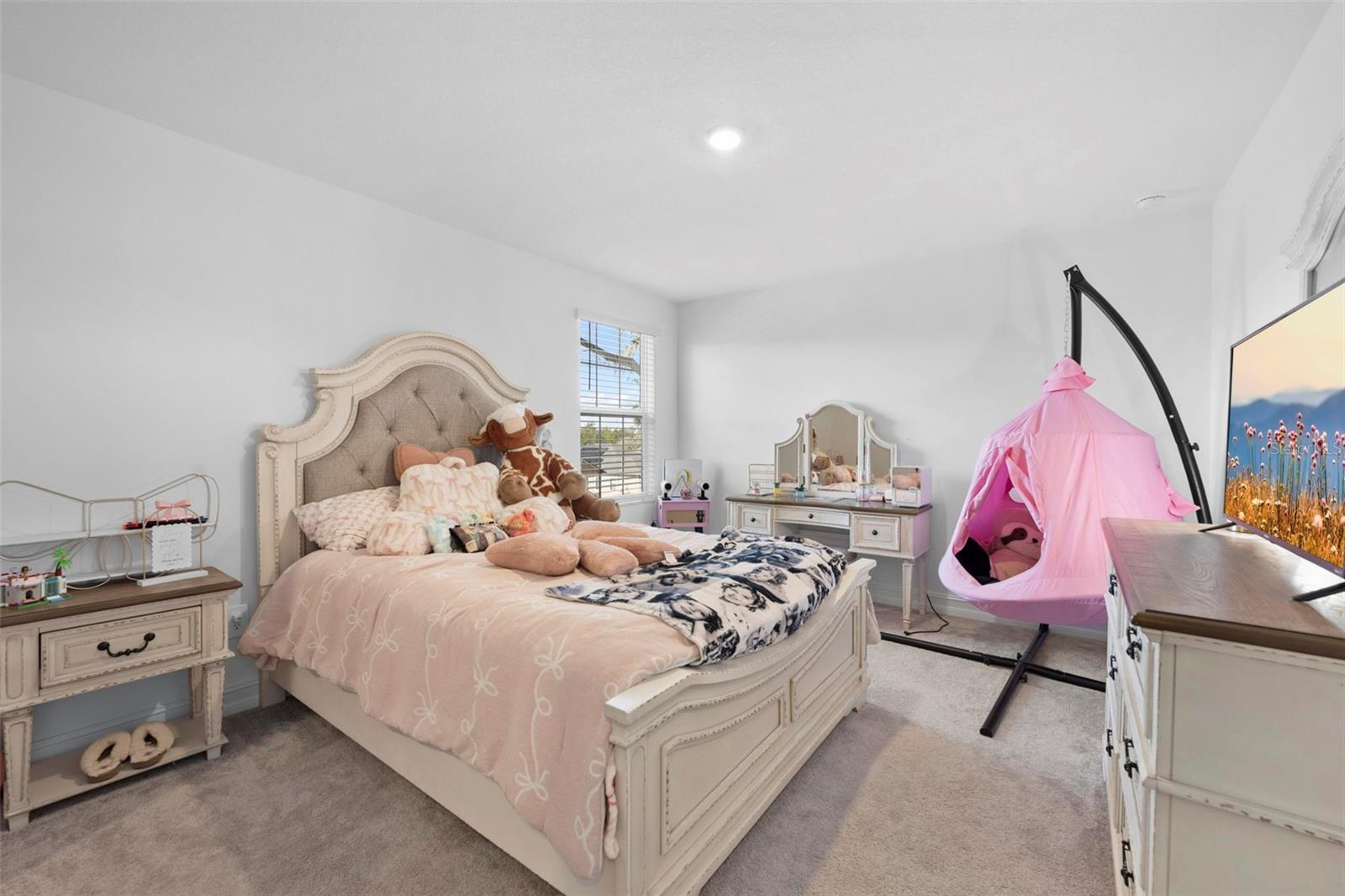 Image 73 of 81 For 4898 Southern Valley Loop