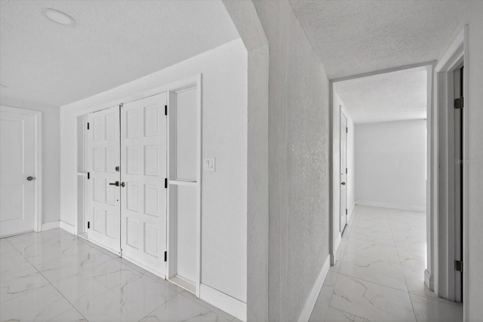 Image 19 of 25 For 7104 King Arthur Drive