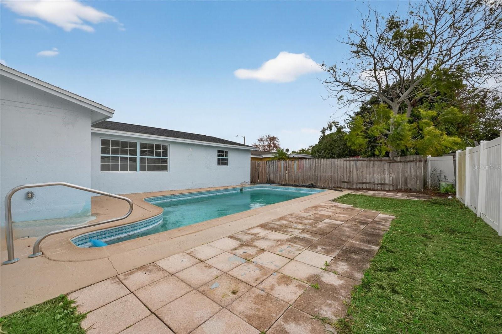 Image 23 of 25 For 7104 King Arthur Drive