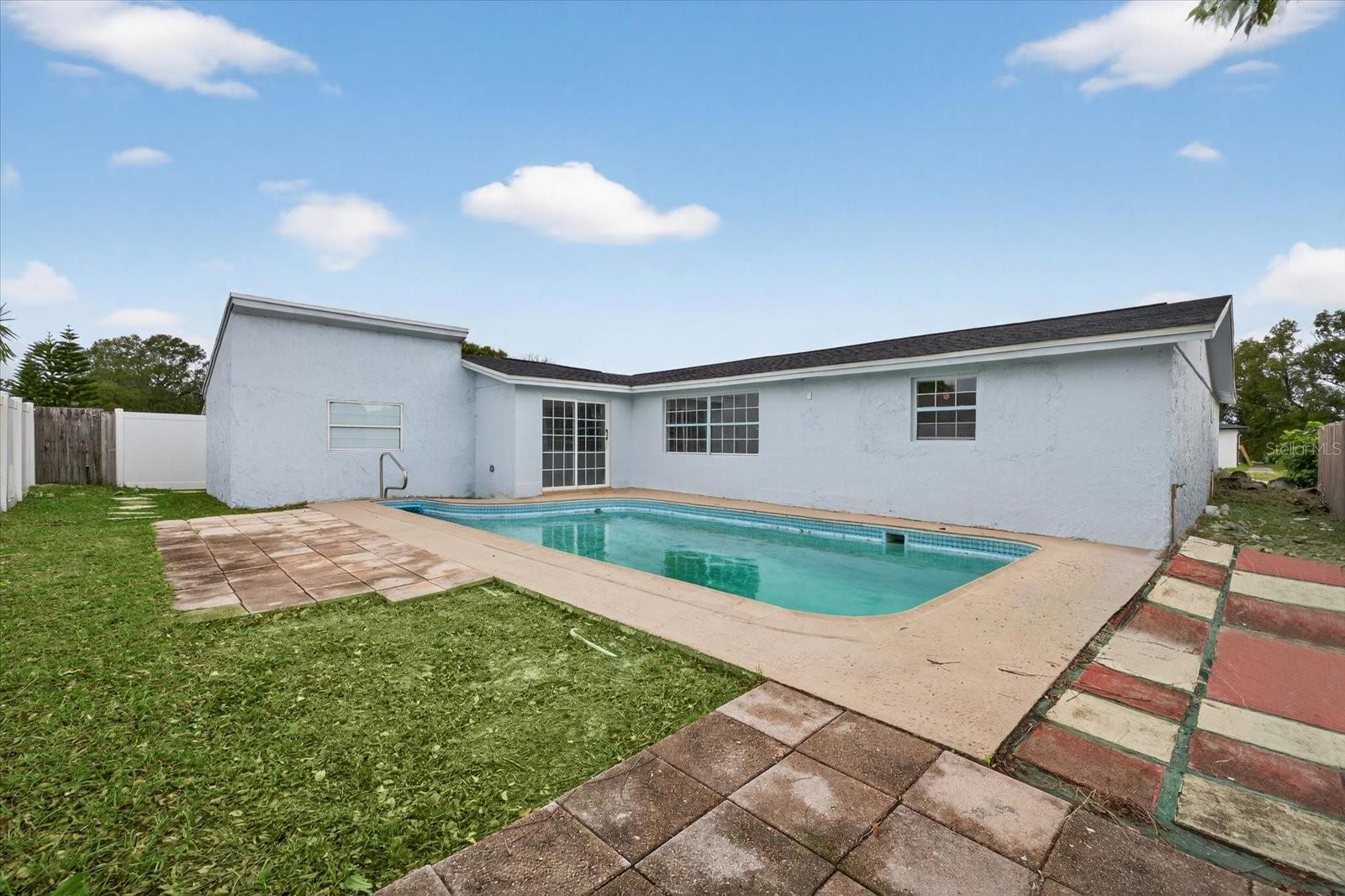 Image 24 of 25 For 7104 King Arthur Drive