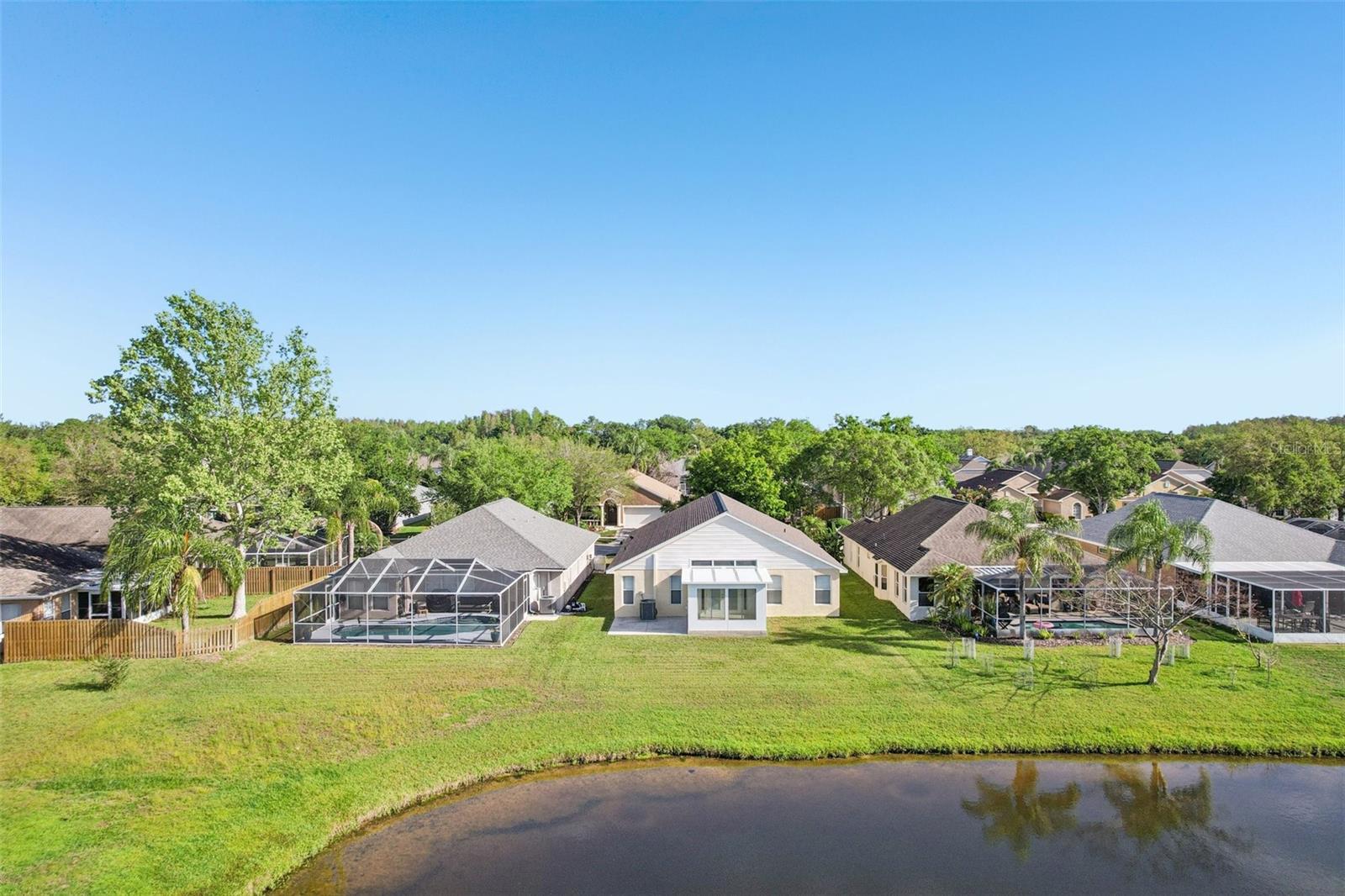 Image 36 of 46 For 19329 Garden Quilt Circle