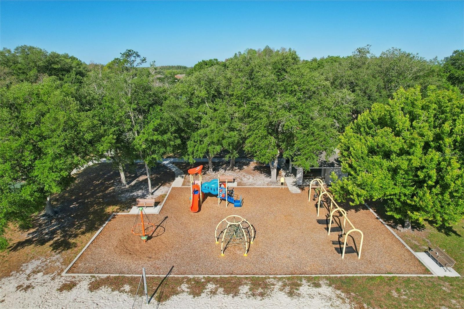 Image 43 of 46 For 19329 Garden Quilt Circle