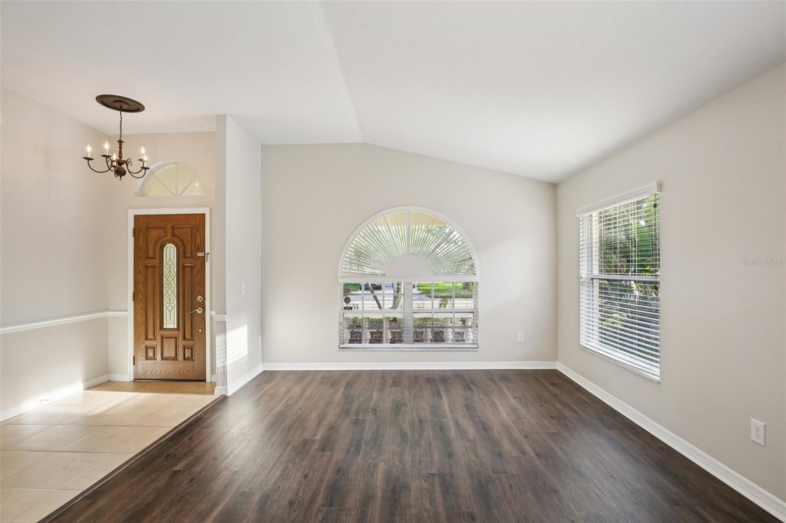 Image 5 of 46 For 19329 Garden Quilt Circle