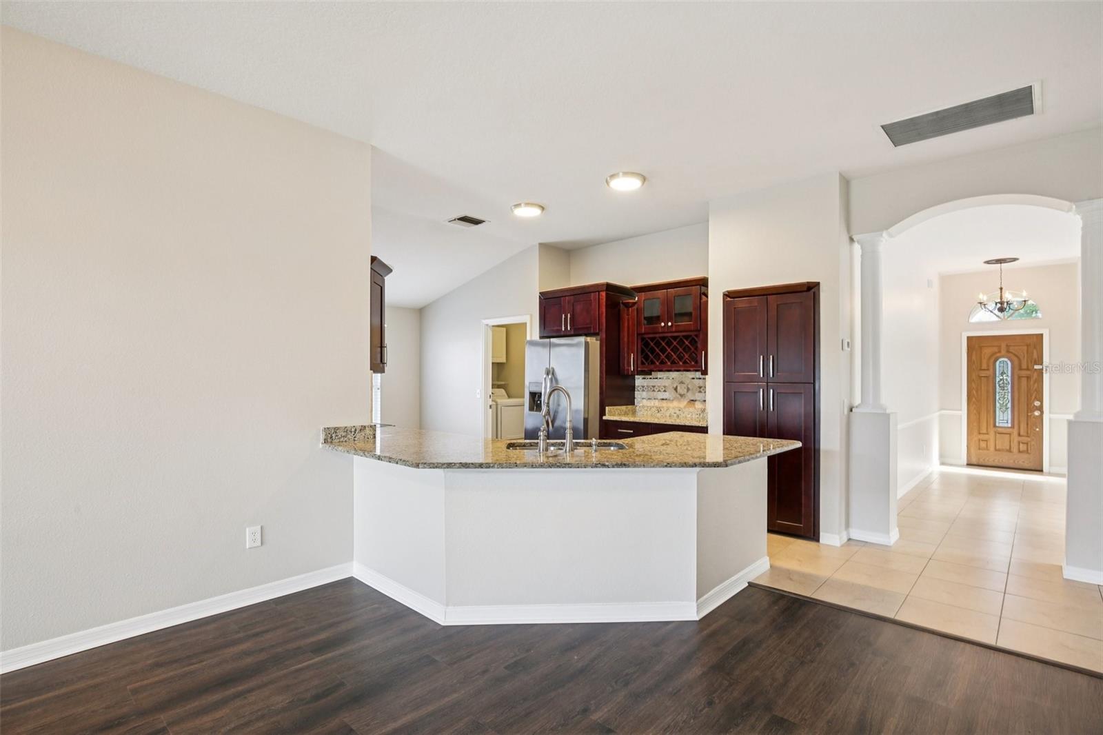 Image 7 of 46 For 19329 Garden Quilt Circle