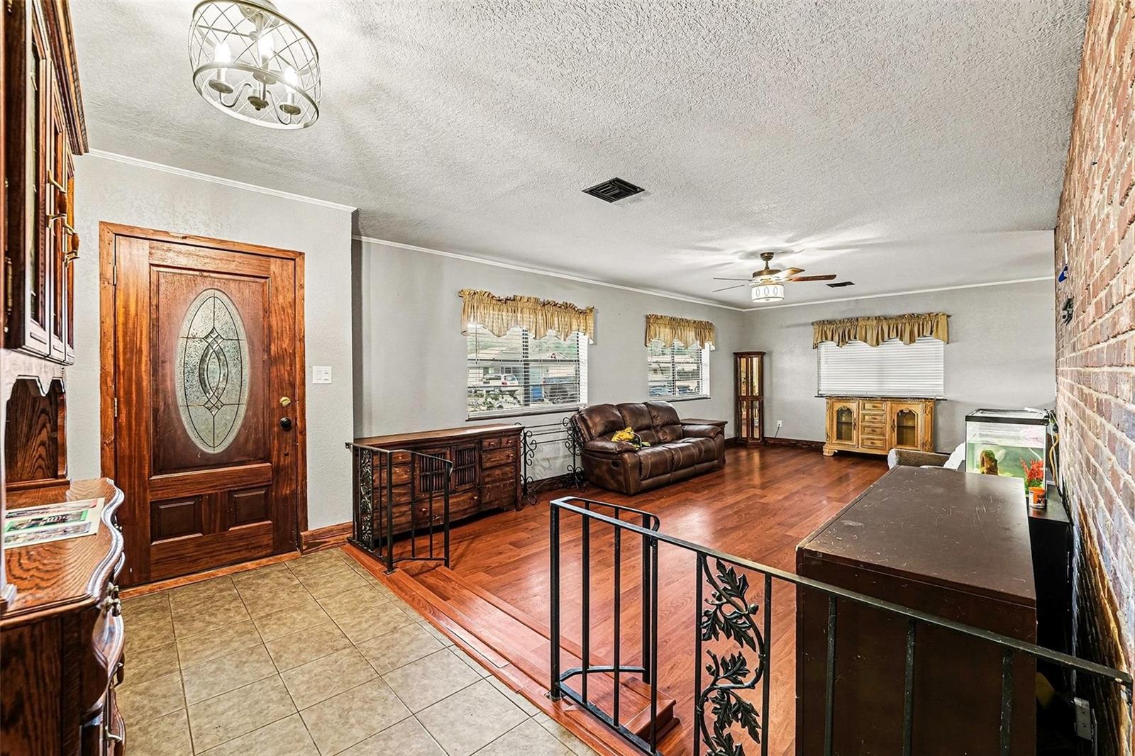 Image 2 of 21 For 418 French Avenue