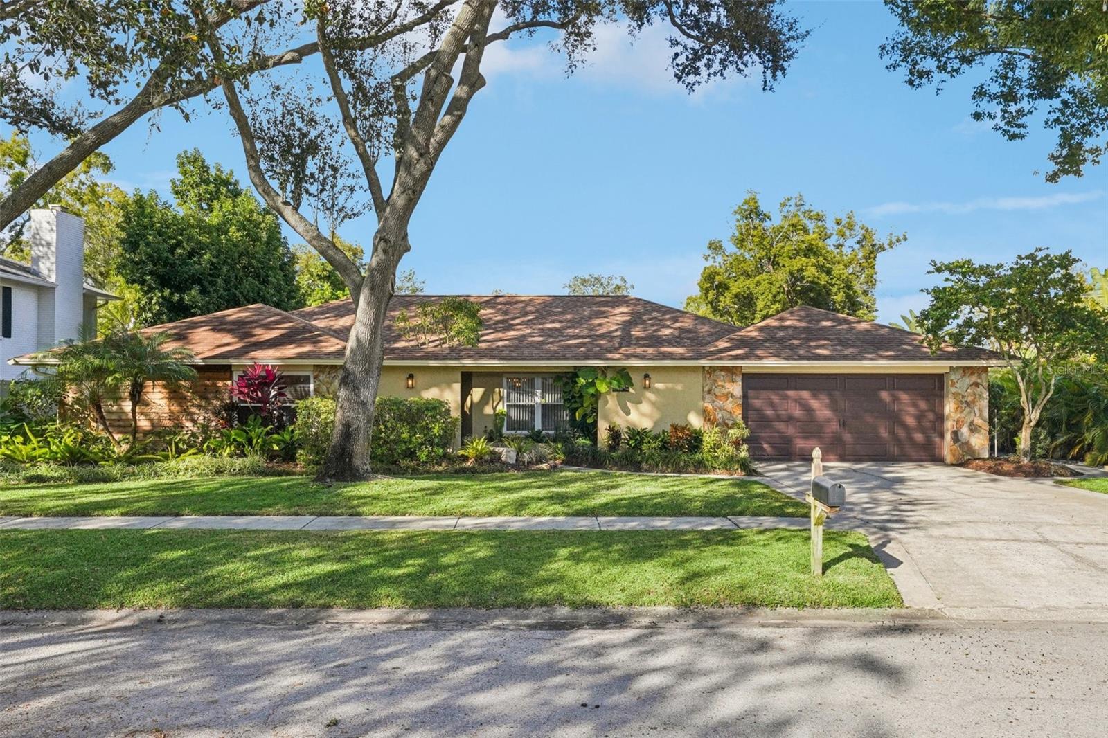 Details for 4201 Meadow Hill Drive, TAMPA, FL 33618