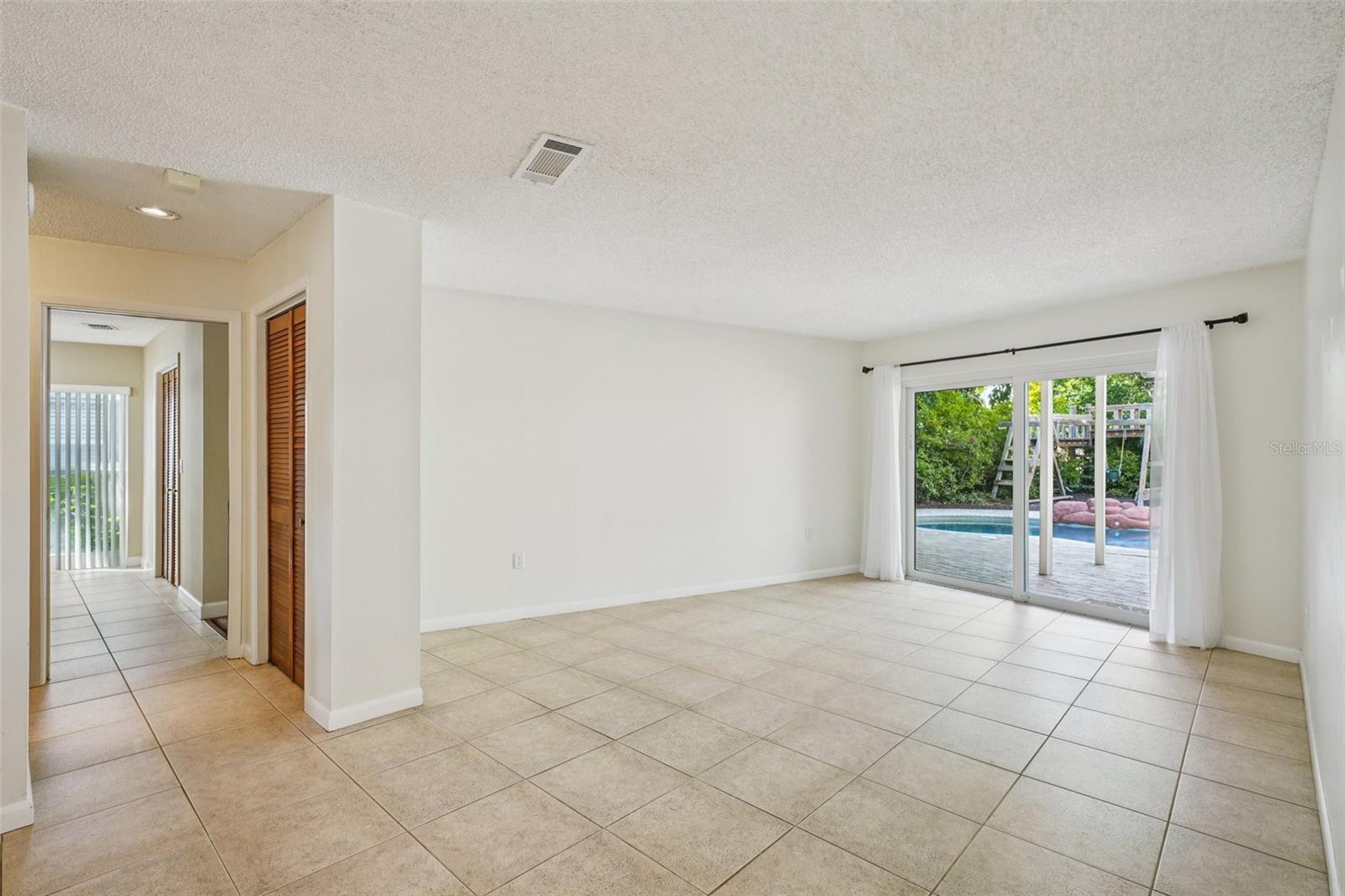 Image 12 of 35 For 4201 Meadow Hill Drive