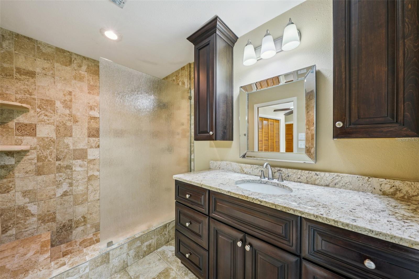 Image 16 of 35 For 4201 Meadow Hill Drive