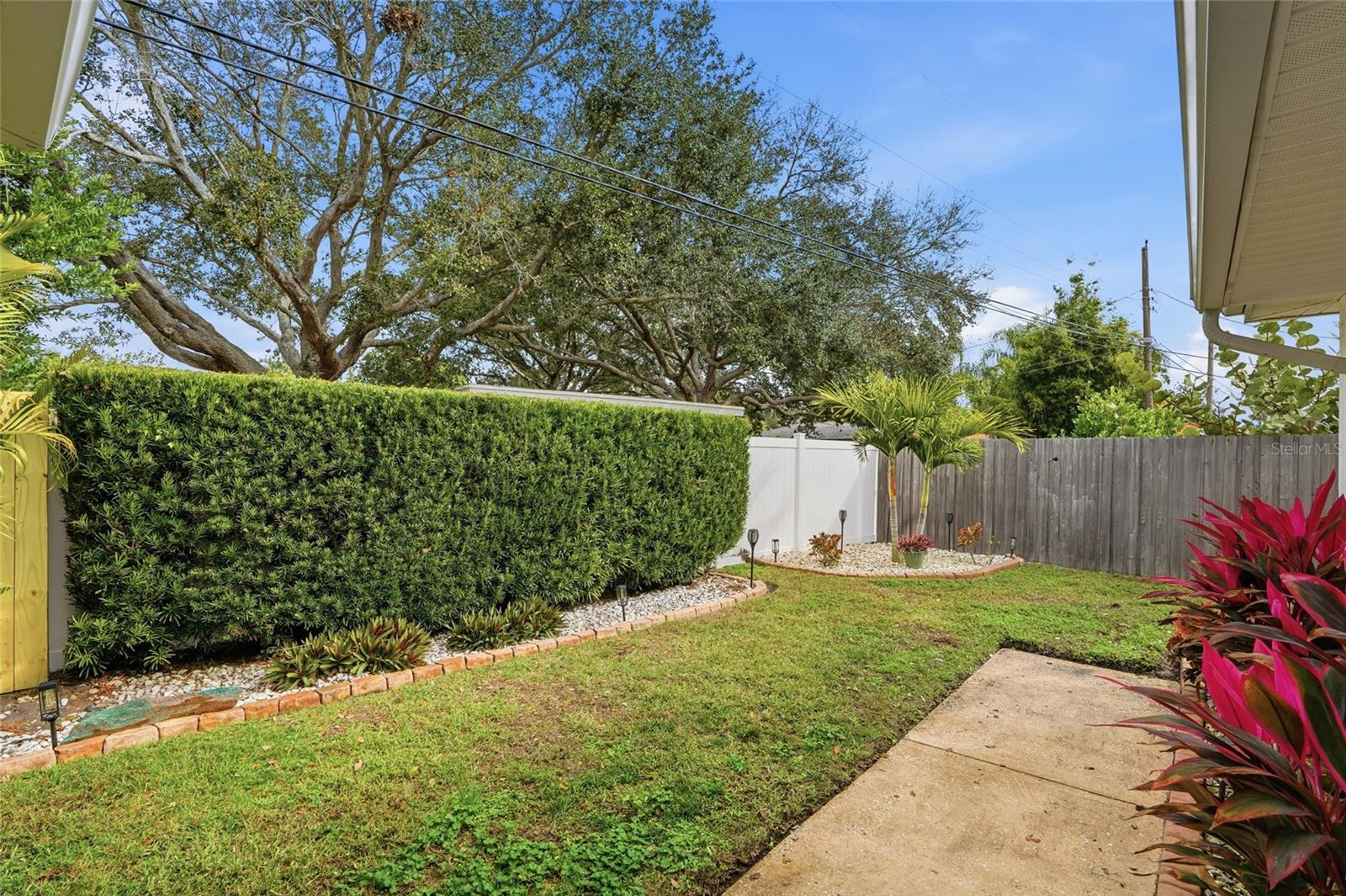 Image 25 of 34 For 5091 35th Terrace N