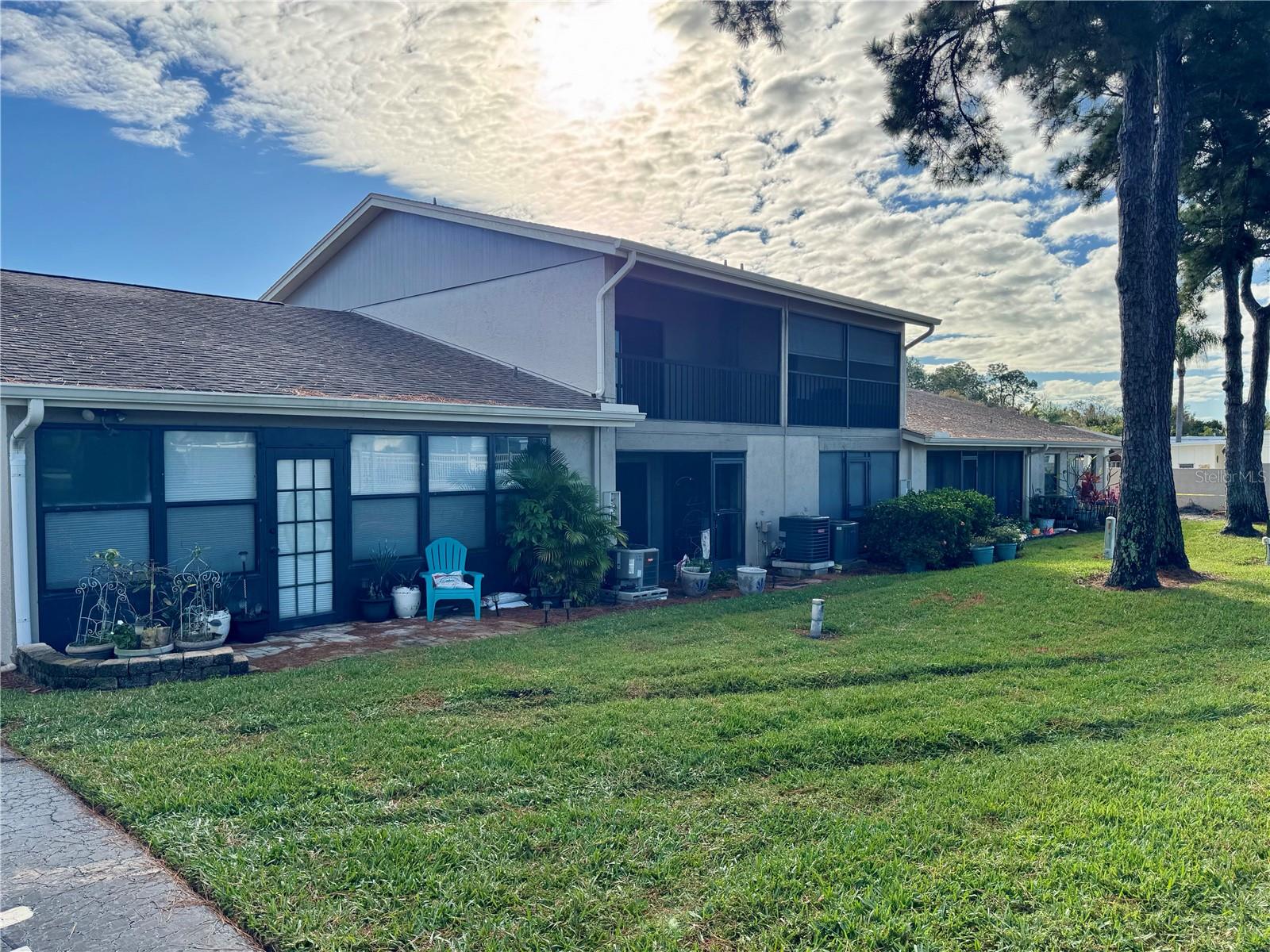 Image 17 of 20 For 2131 Ridge Road S 105