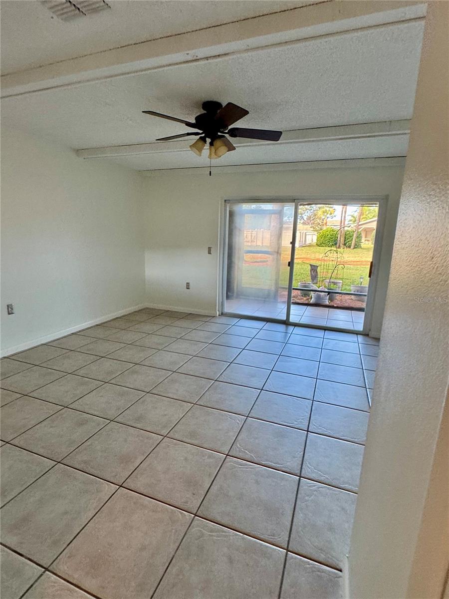 Image 6 of 20 For 2131 Ridge Road S 105