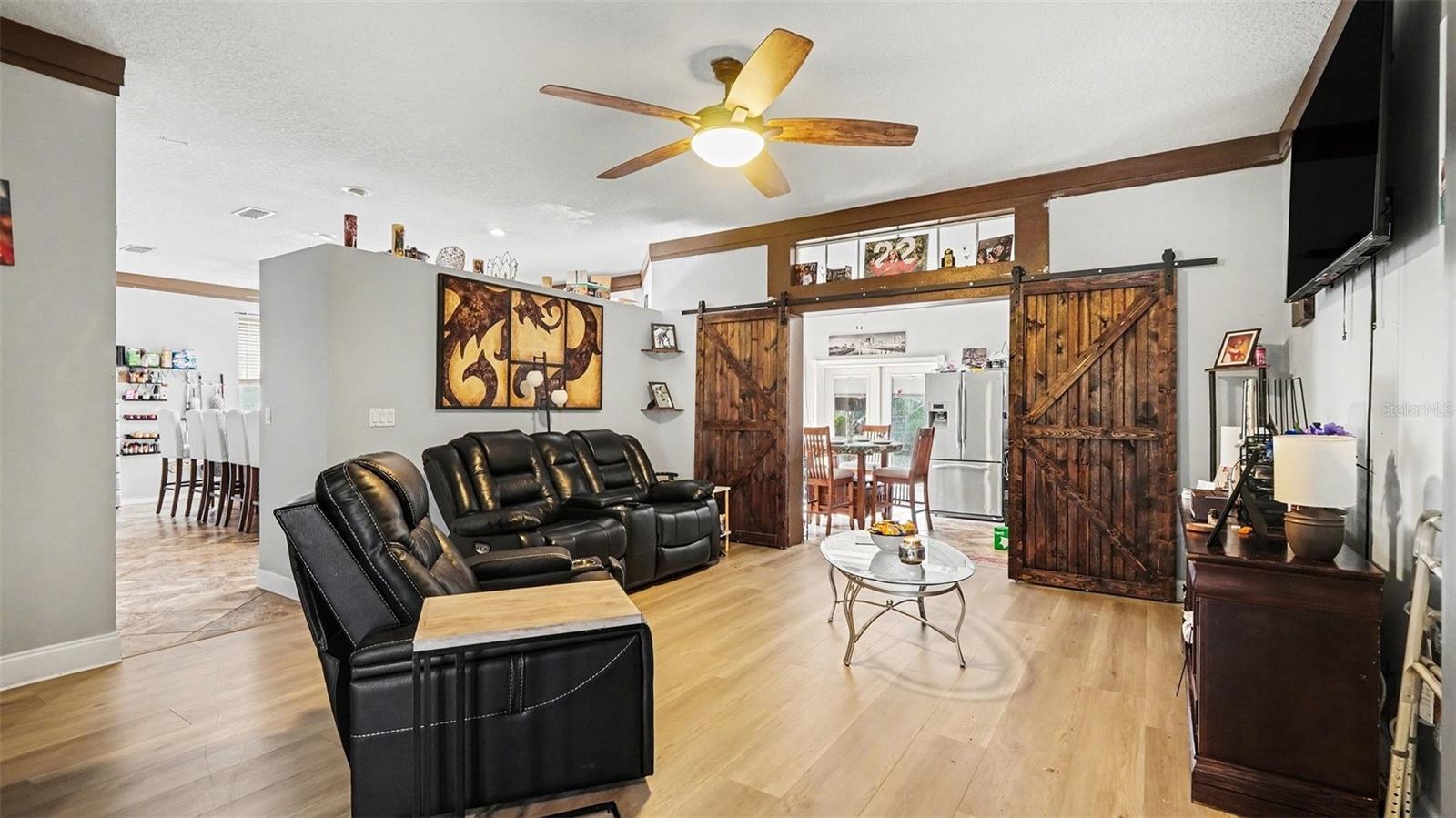 Image 4 of 19 For 11080 Cedar Lake Drive