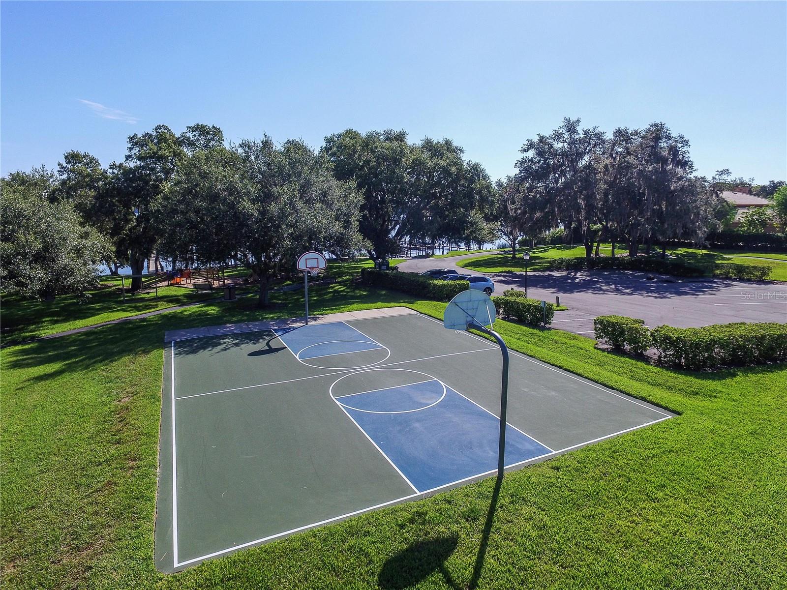 Image 43 of 48 For 2264 Pinnacle Circle N