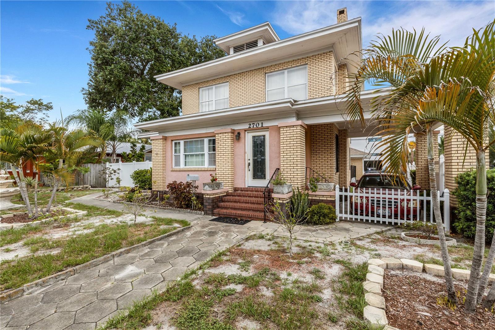 Details for 2701 1st Avenue S, ST PETERSBURG, FL 33712