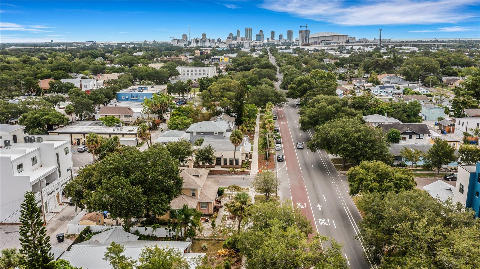 Image 2 of 67 For 2701 1st Avenue S