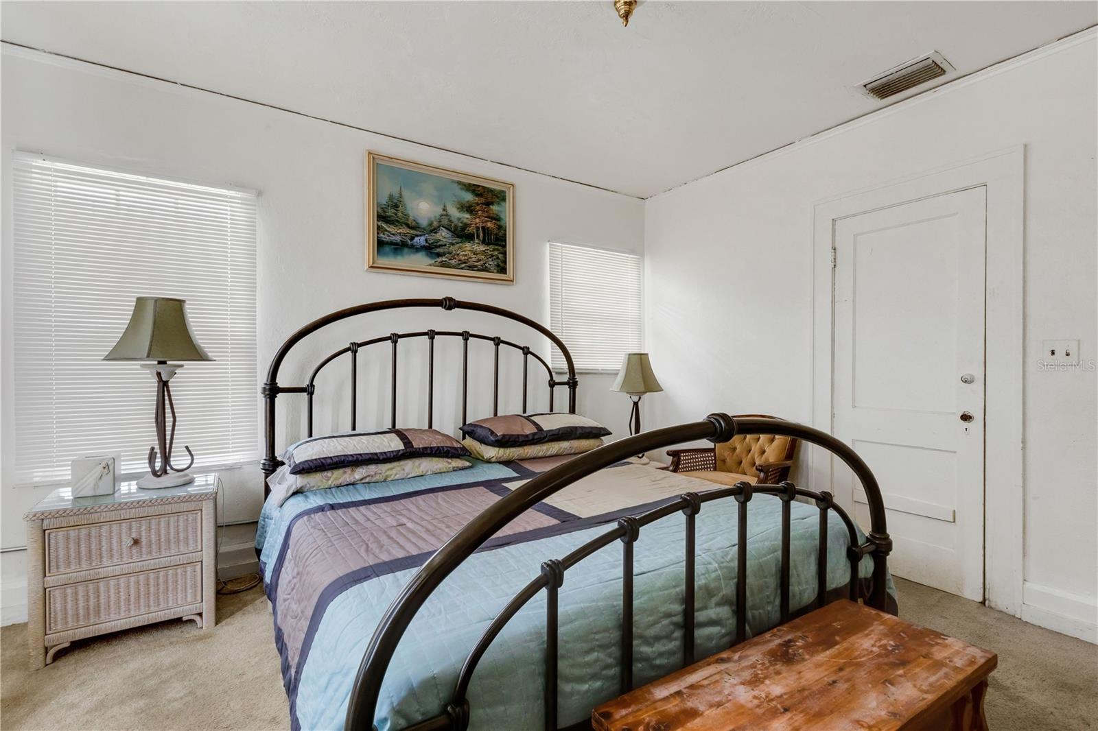 Image 25 of 67 For 2701 1st Avenue S