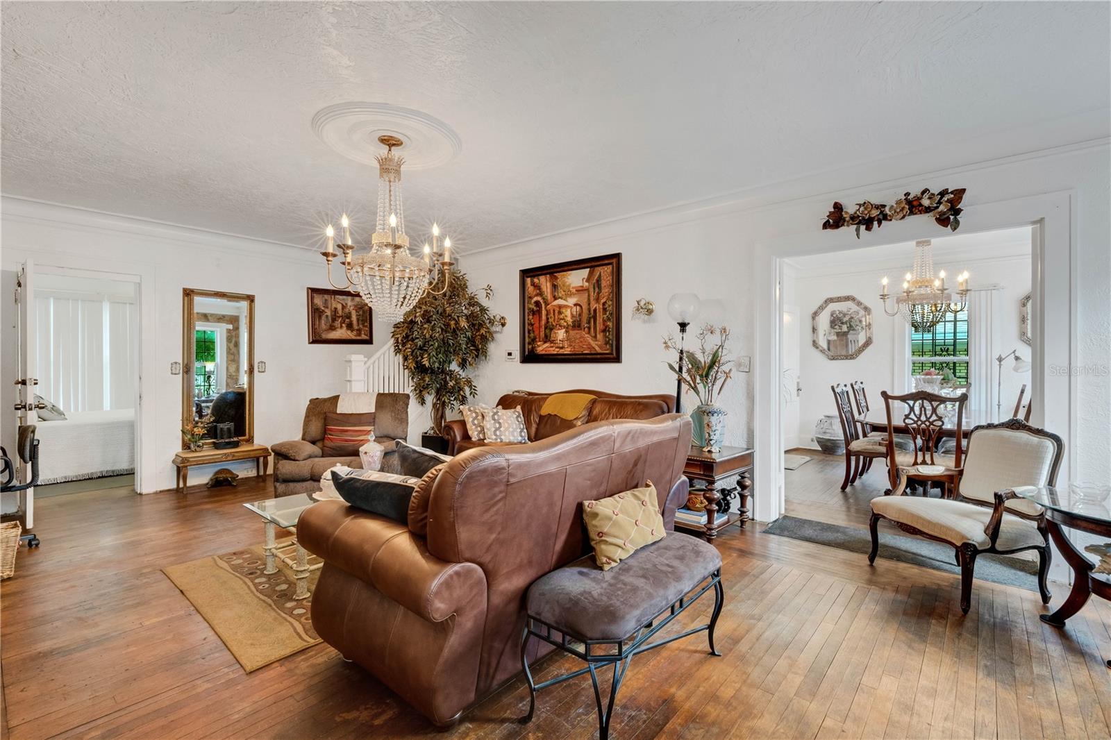 Image 39 of 67 For 2701 1st Avenue S