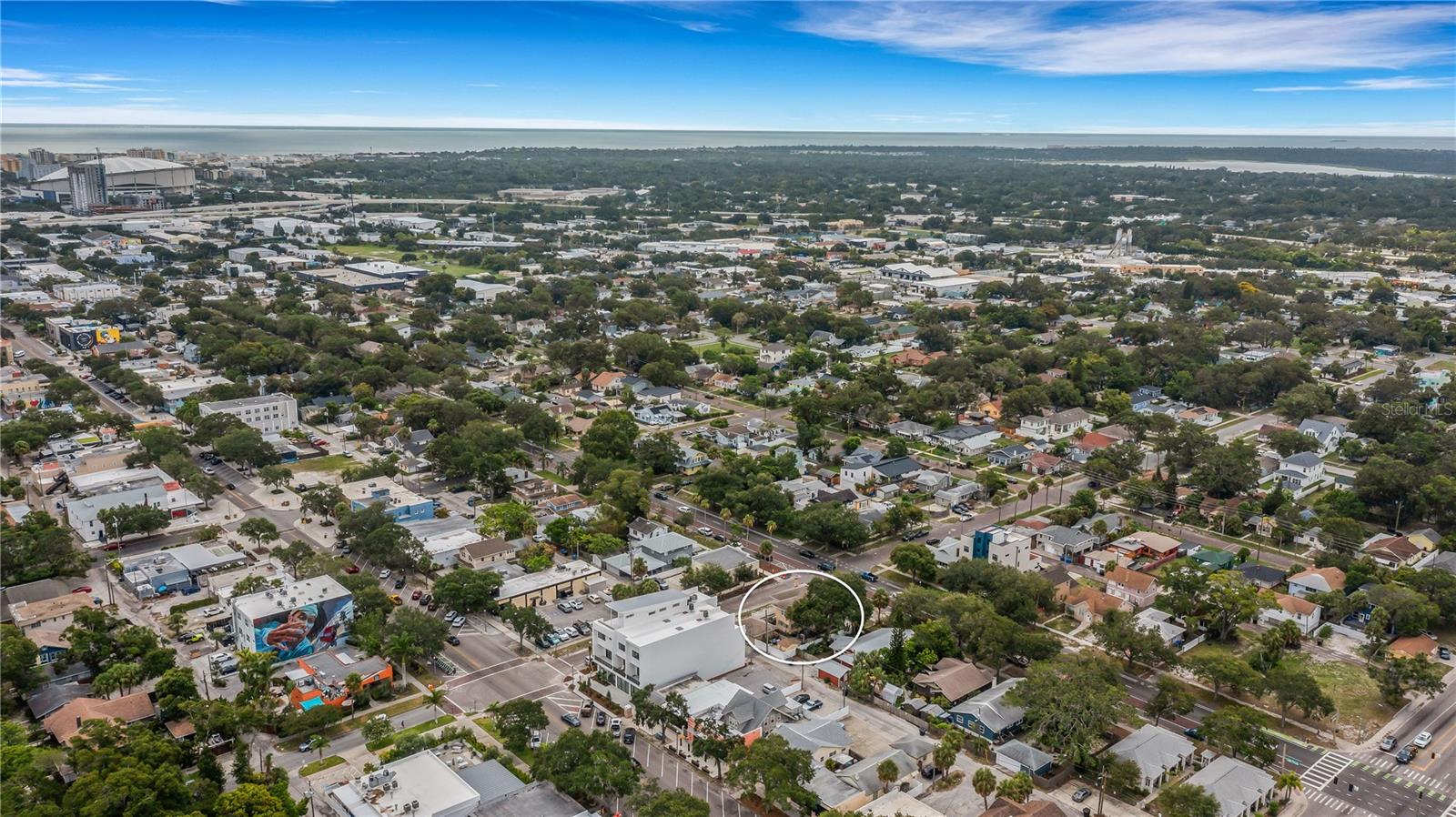 Image 5 of 67 For 2701 1st Avenue S