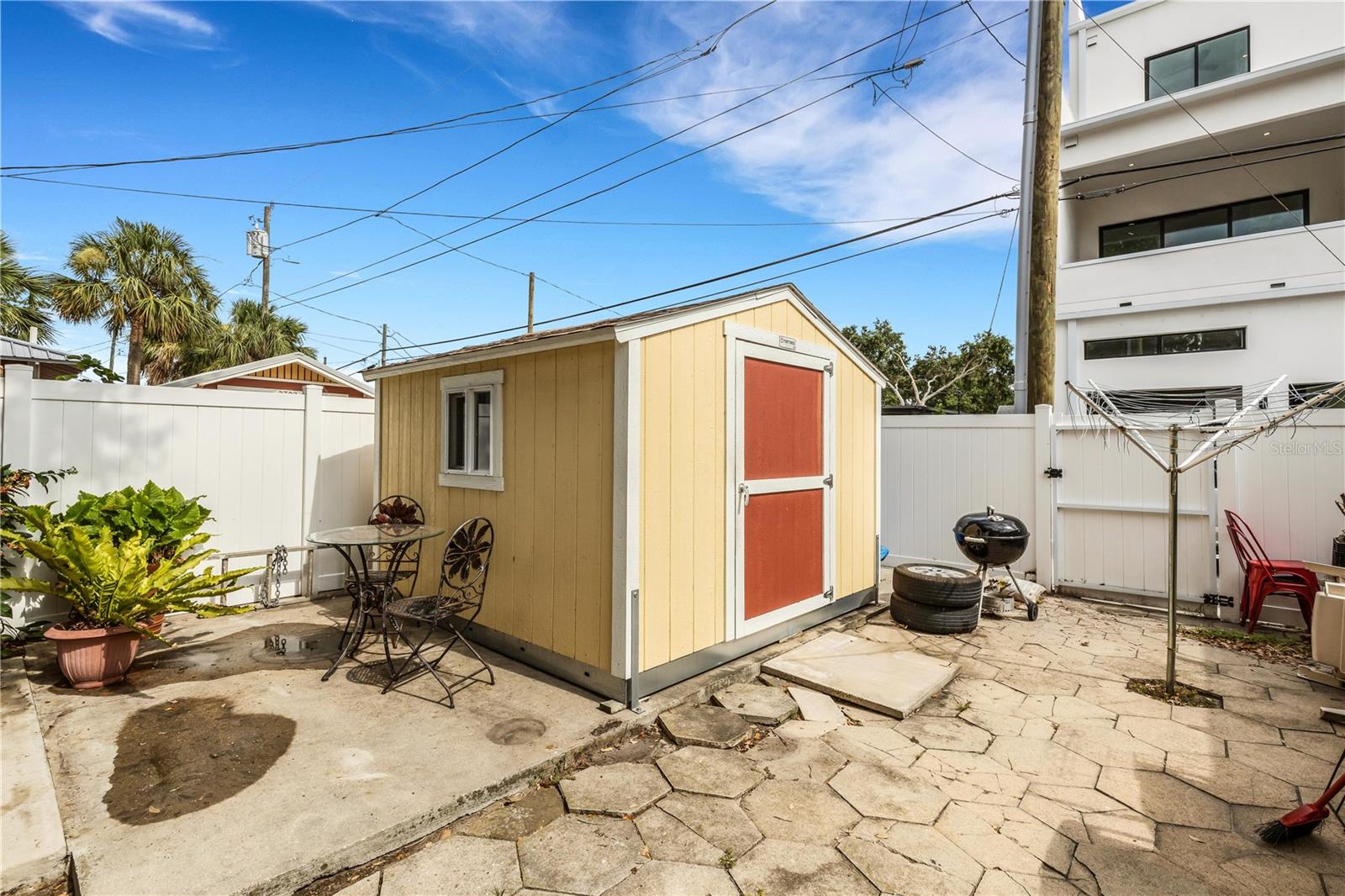 Image 61 of 67 For 2701 1st Avenue S