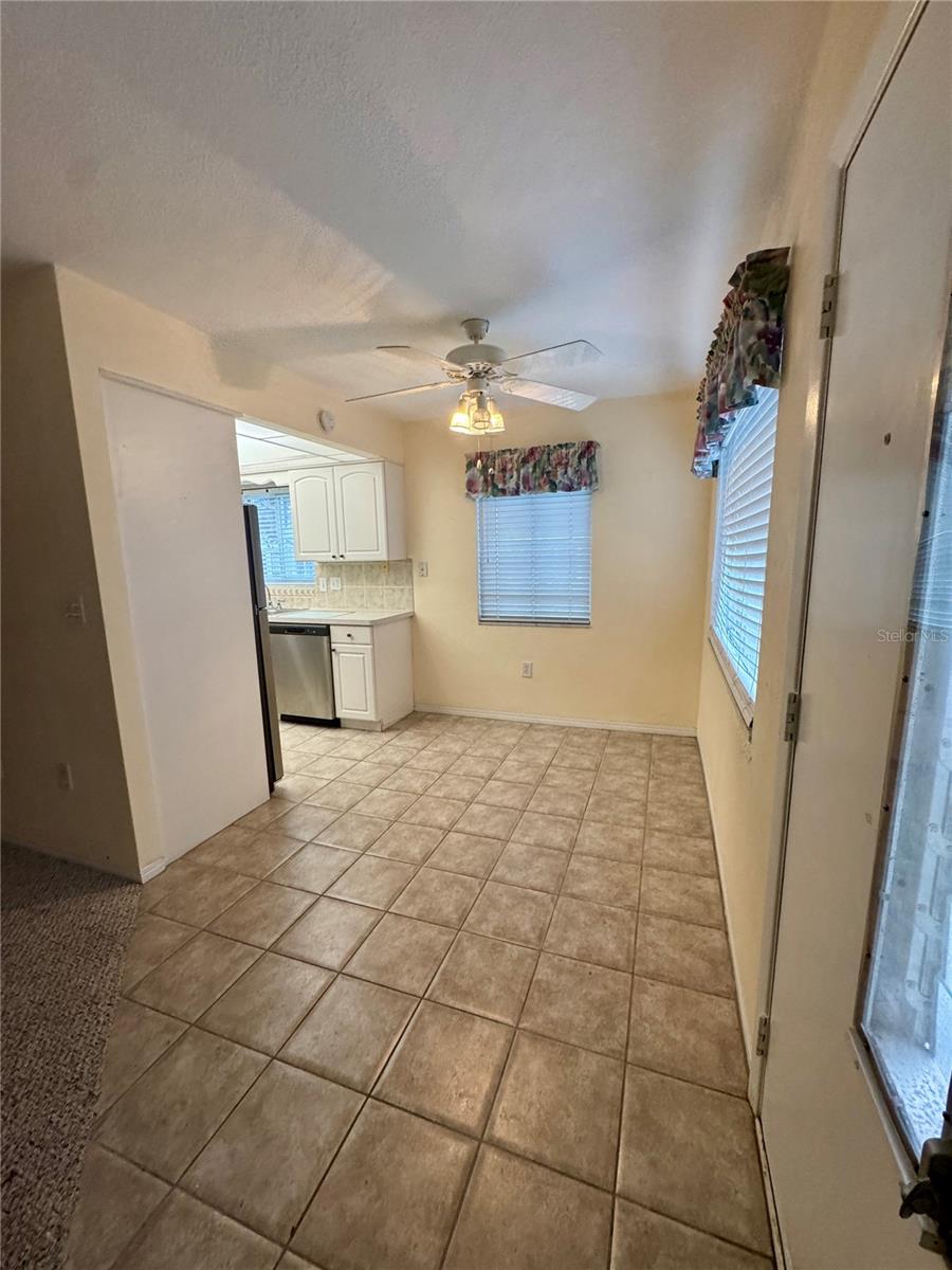 Image 7 of 33 For 11201 80th Avenue 101