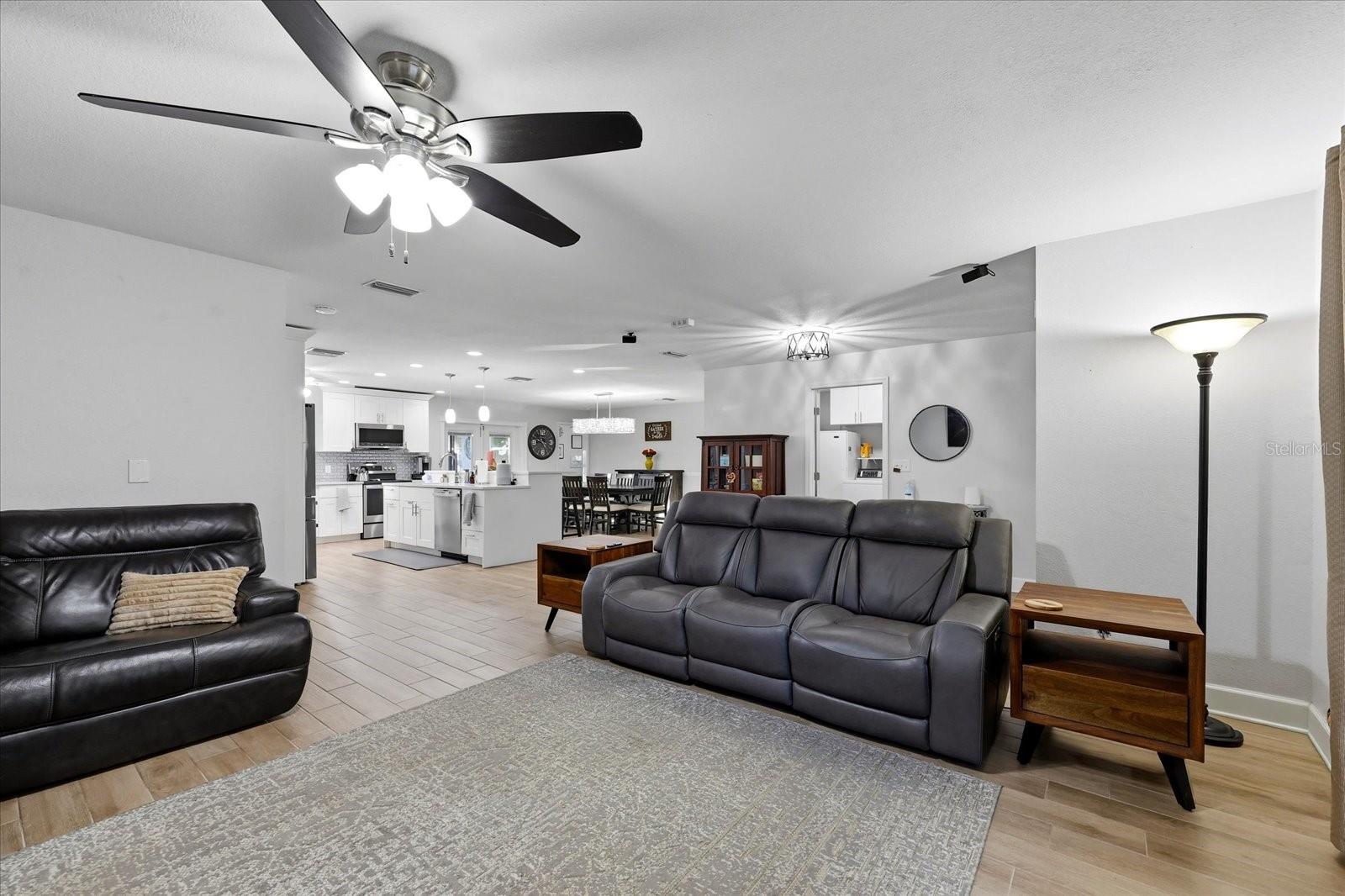 Image 16 of 67 For 30424 Hillside Lane