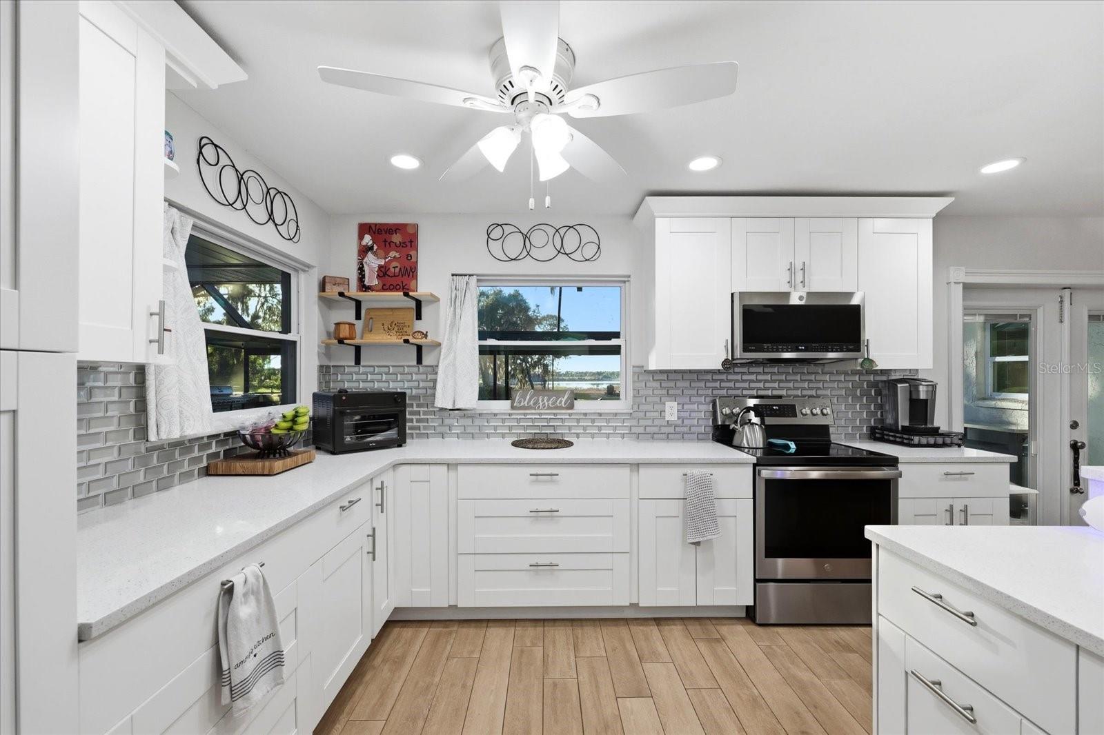 Image 20 of 67 For 30424 Hillside Lane