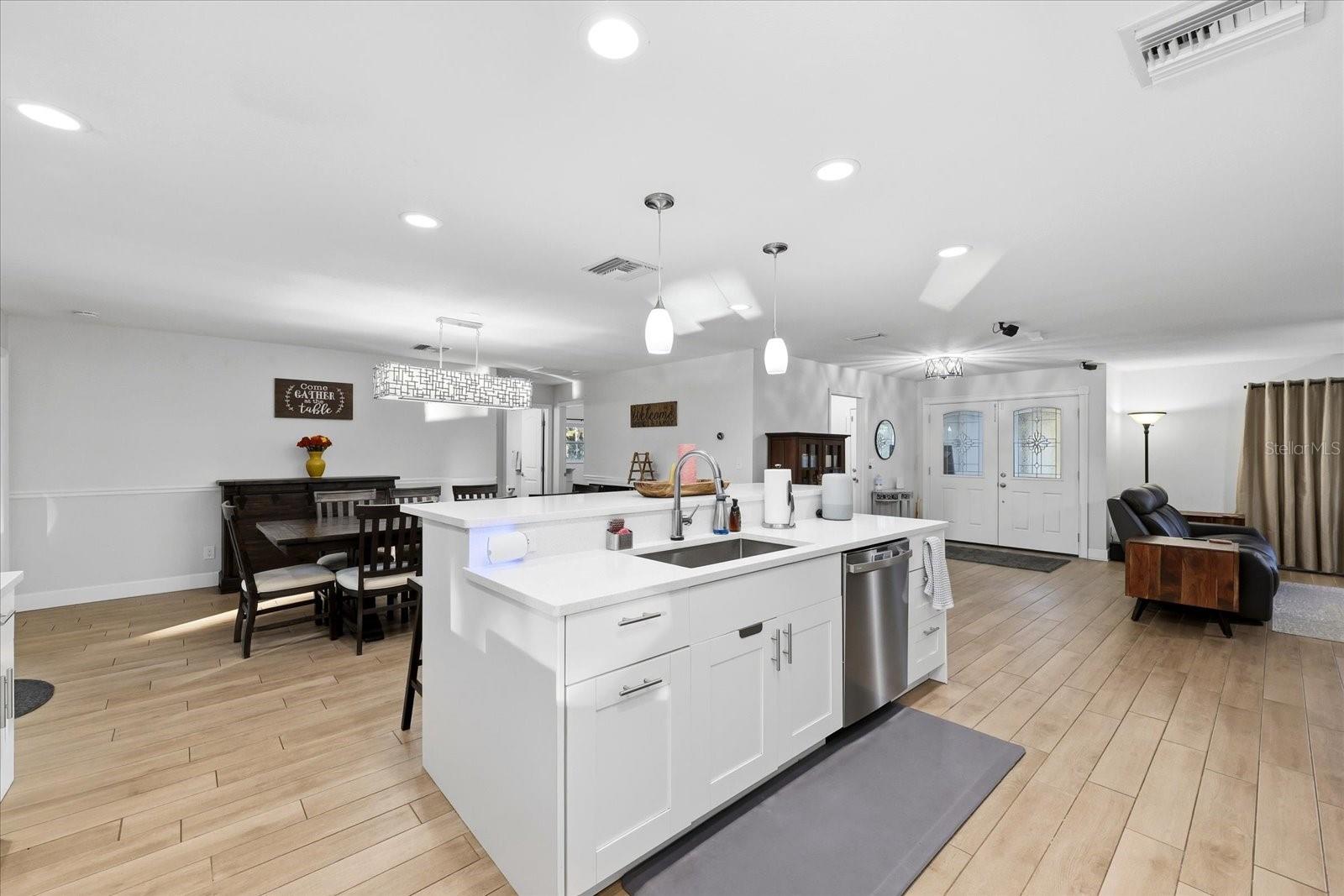 Image 22 of 67 For 30424 Hillside Lane