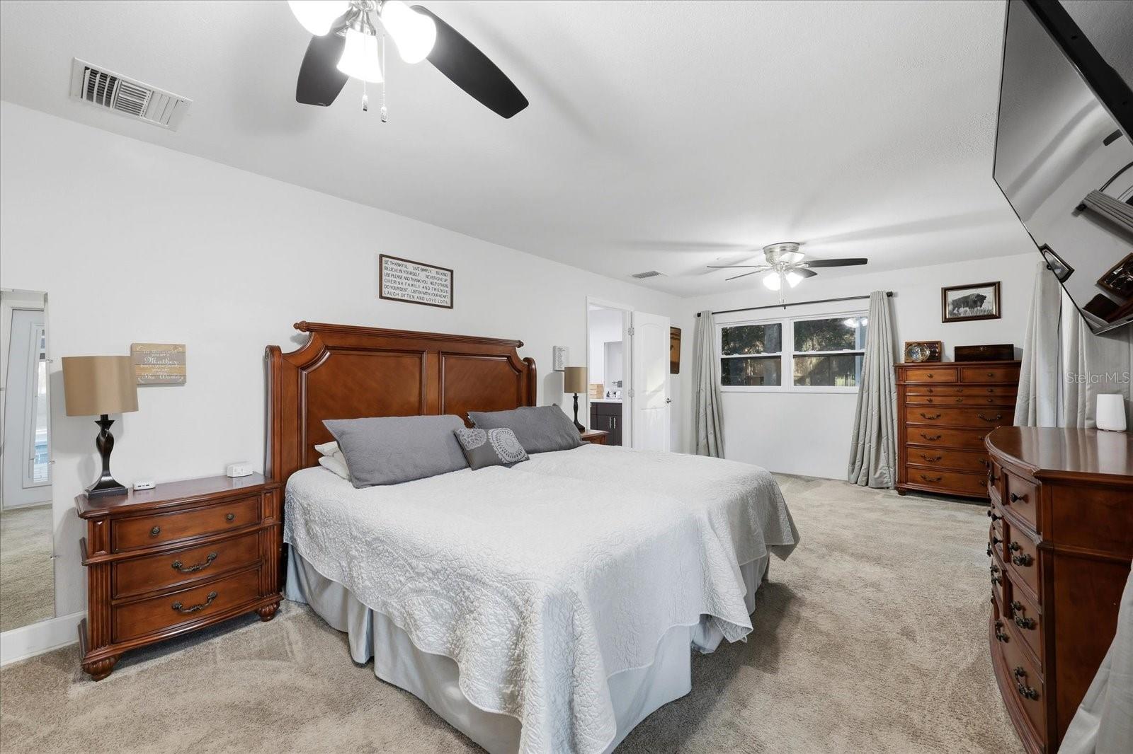 Image 25 of 67 For 30424 Hillside Lane