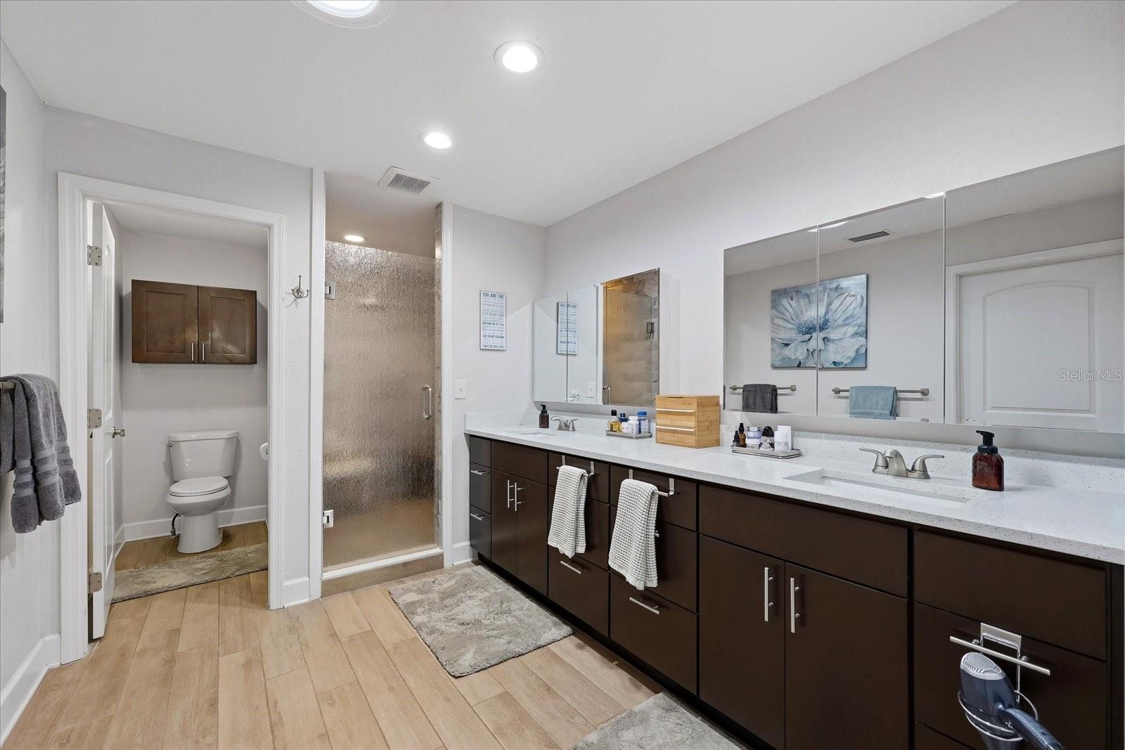 Image 27 of 67 For 30424 Hillside Lane