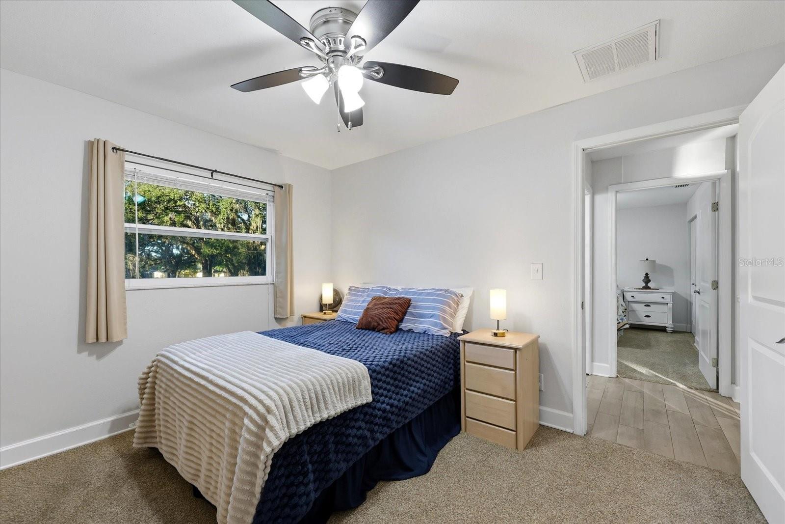 Image 34 of 67 For 30424 Hillside Lane