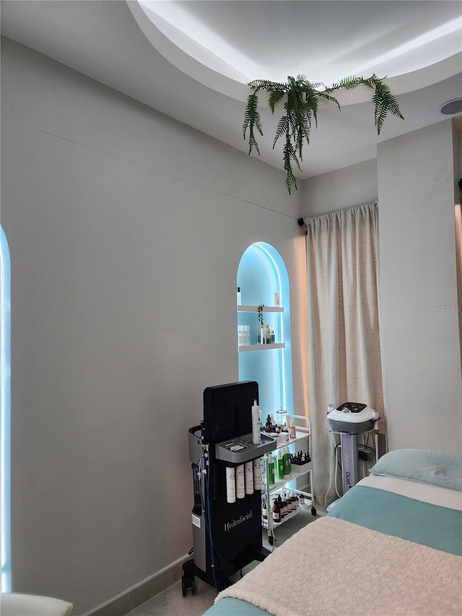 Image 4 of 15 For 3810 Gunn Highway