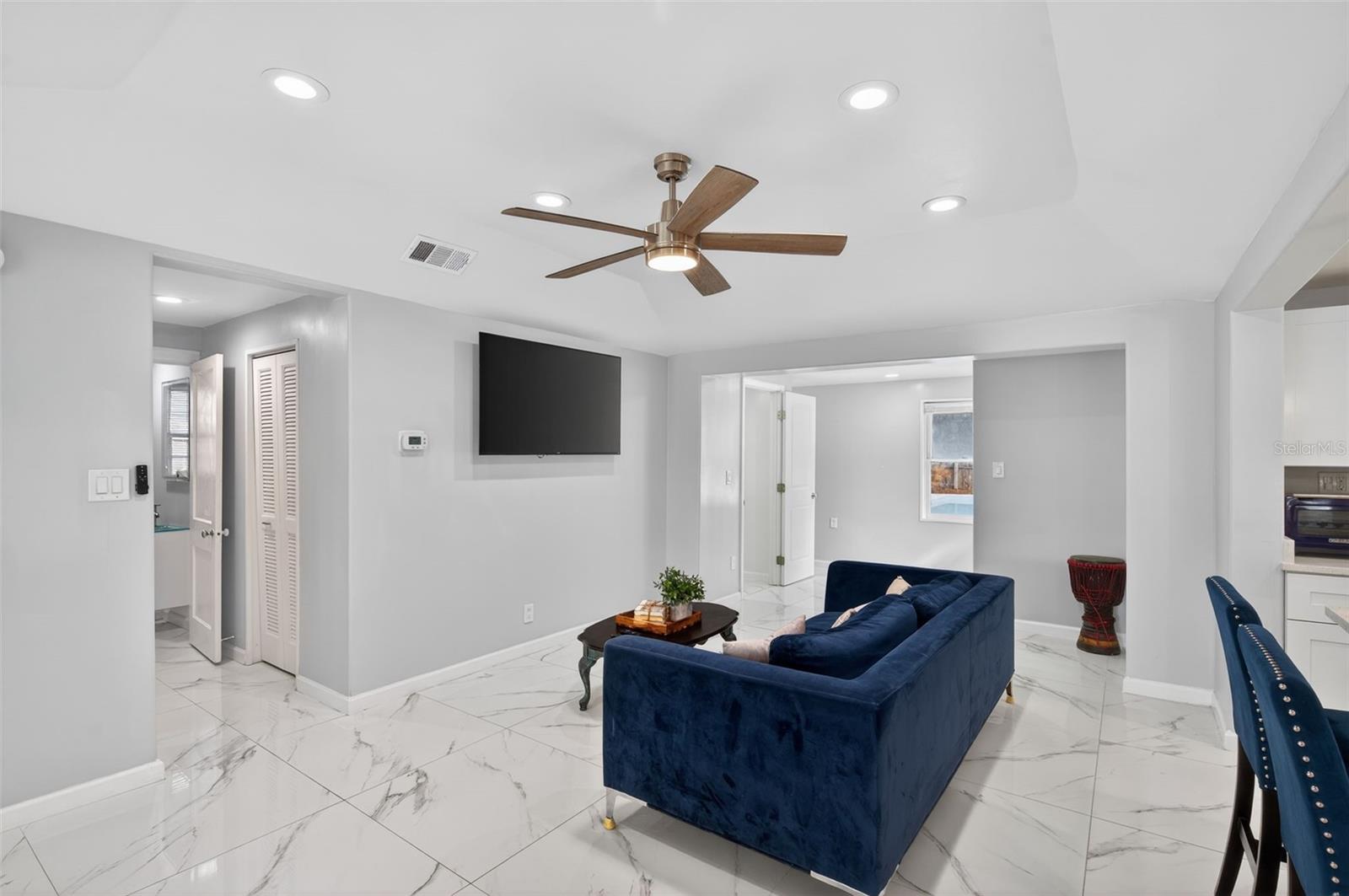 Image 11 of 53 For 1212 59th Street S