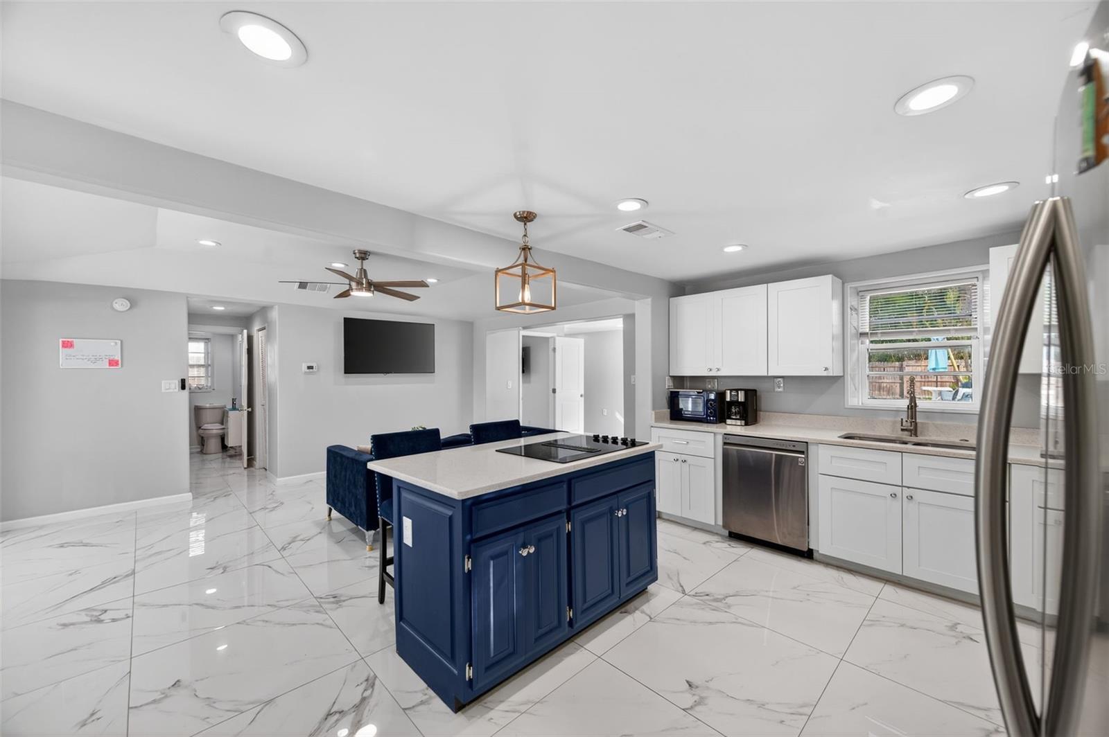 Image 16 of 53 For 1212 59th Street S