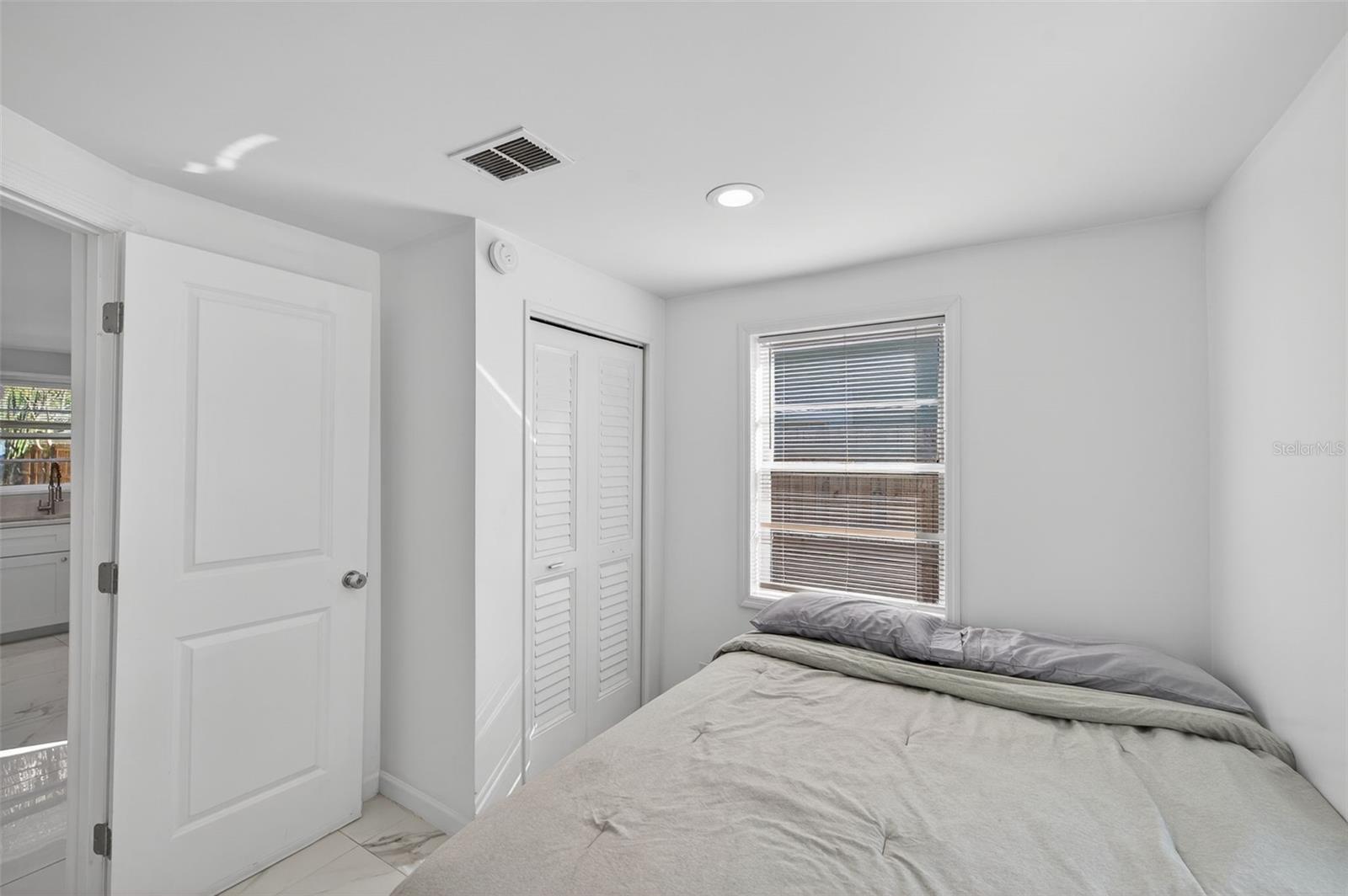 Image 17 of 53 For 1212 59th Street S