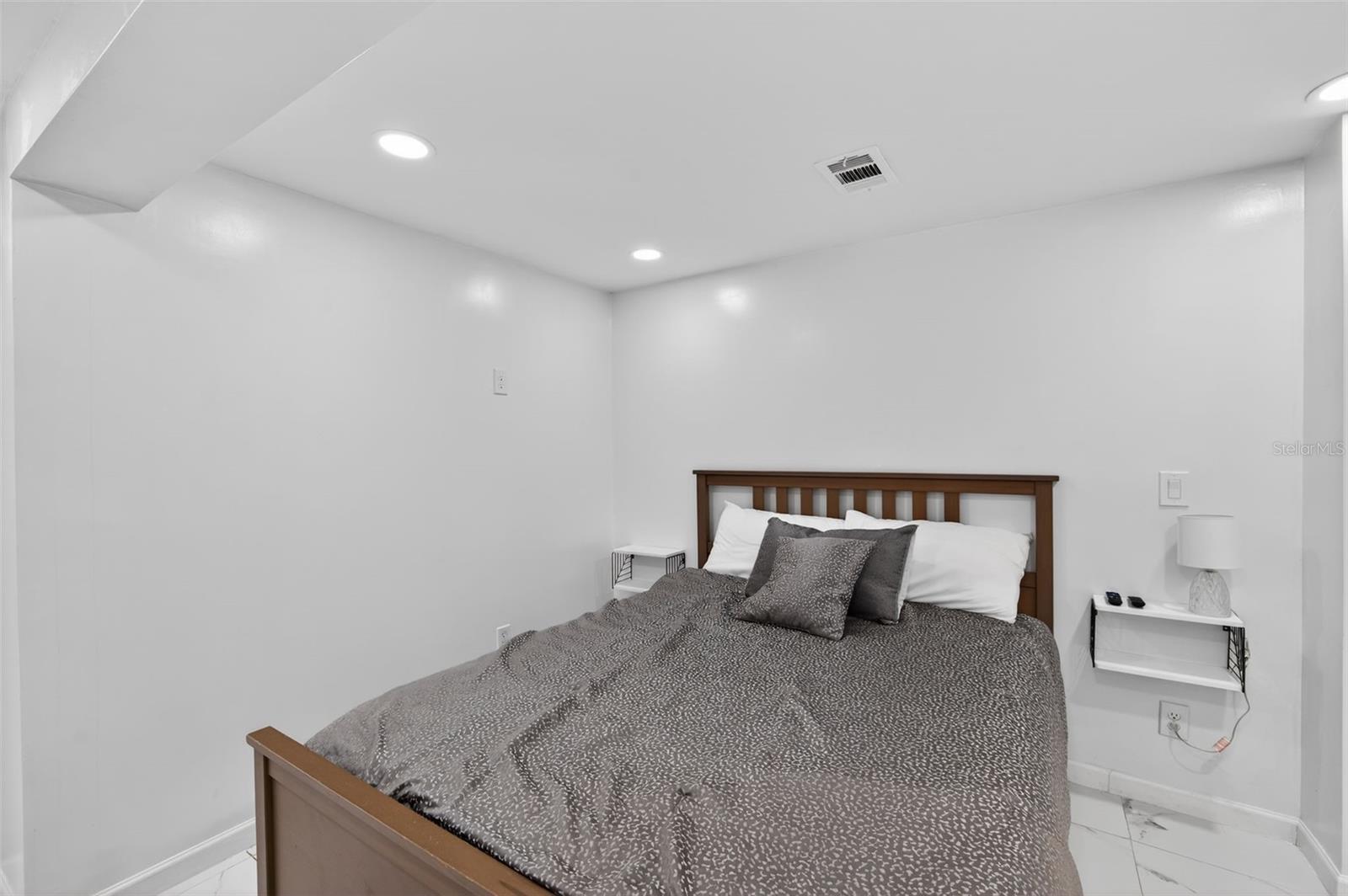 Image 29 of 53 For 1212 59th Street S