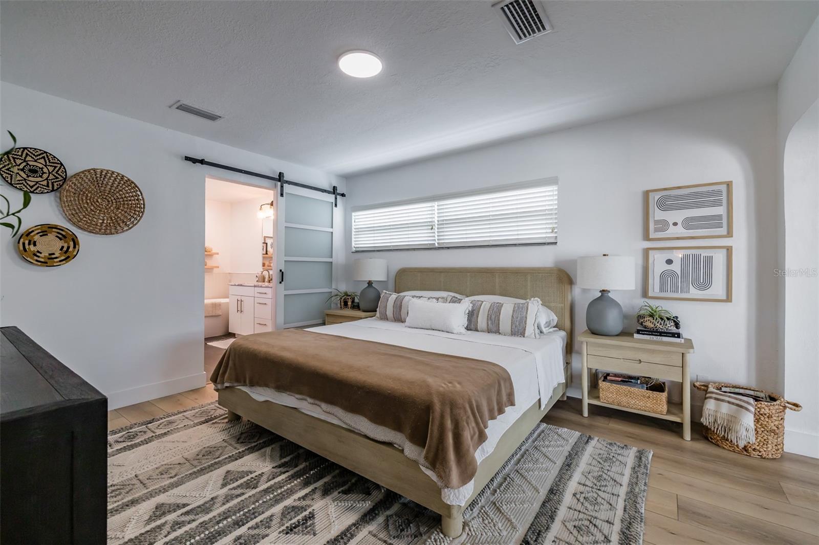 Image 22 of 60 For 917 Chipaway Drive