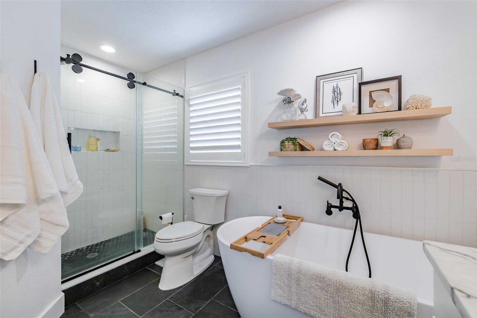 Image 26 of 60 For 917 Chipaway Drive