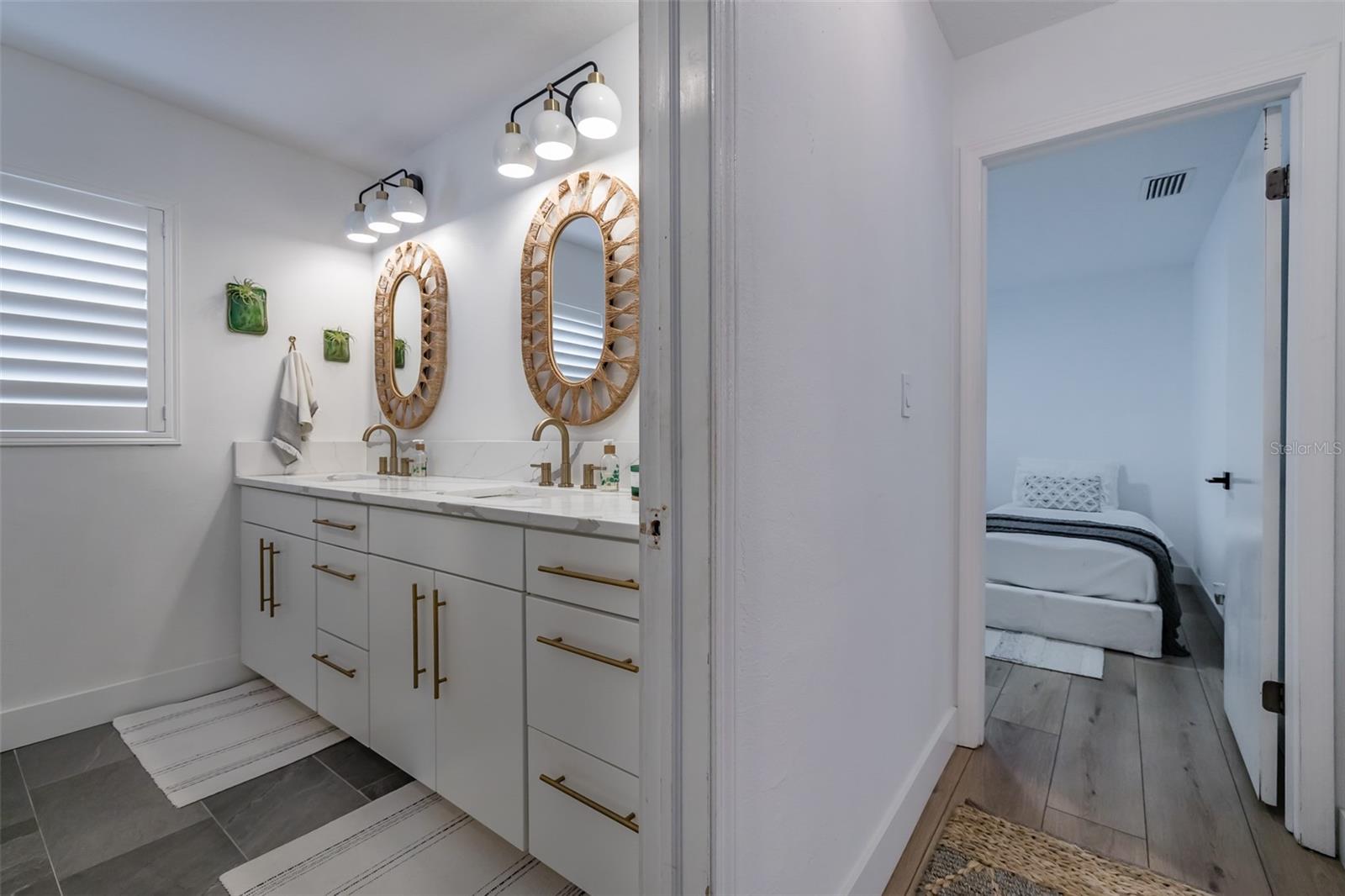 Image 31 of 60 For 917 Chipaway Drive