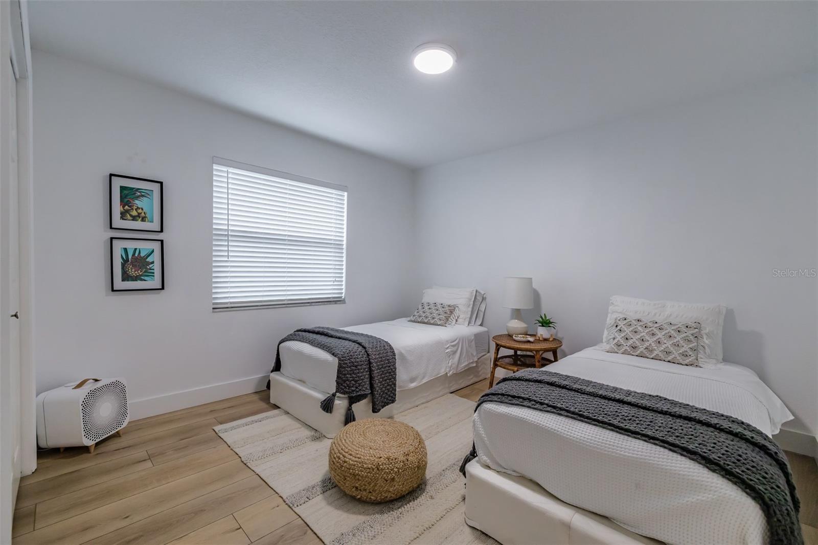 Image 34 of 60 For 917 Chipaway Drive