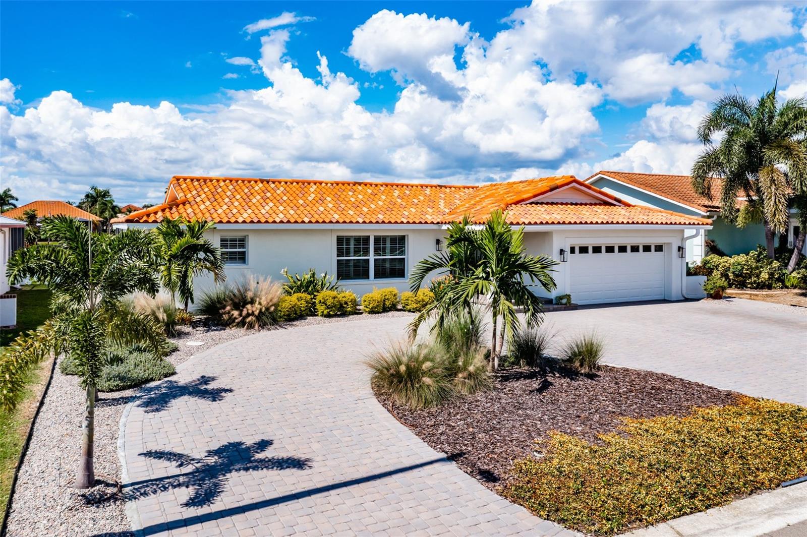 Image 4 of 60 For 917 Chipaway Drive