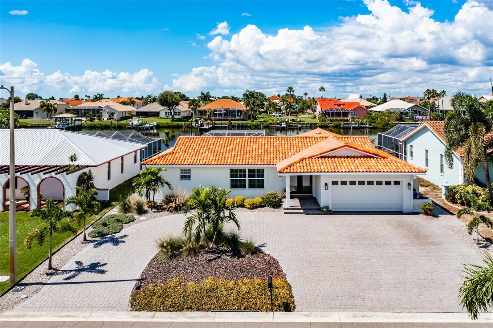 Image 5 of 60 For 917 Chipaway Drive