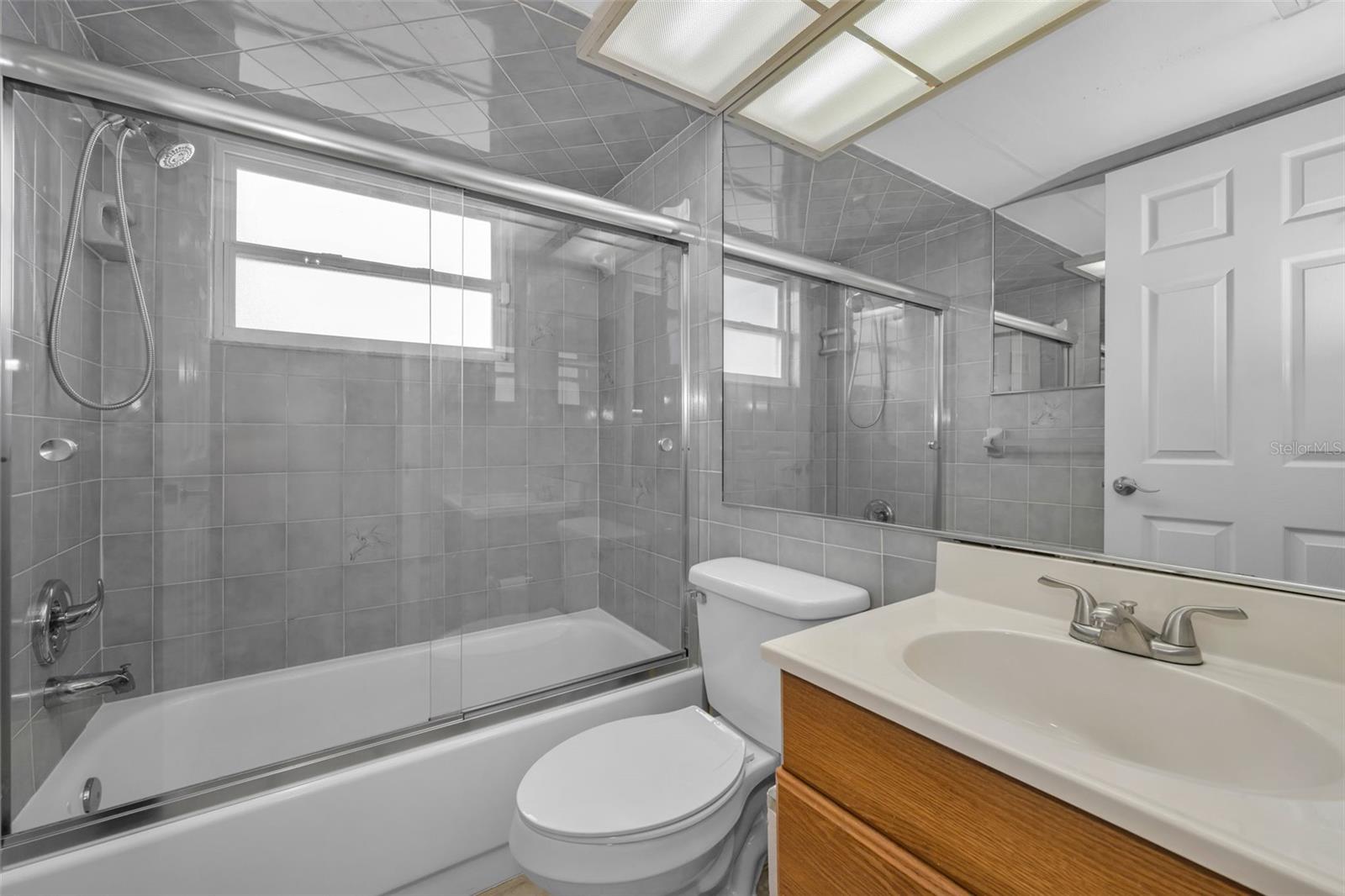 Listing photo id 27 for 8226 Penwood Drive