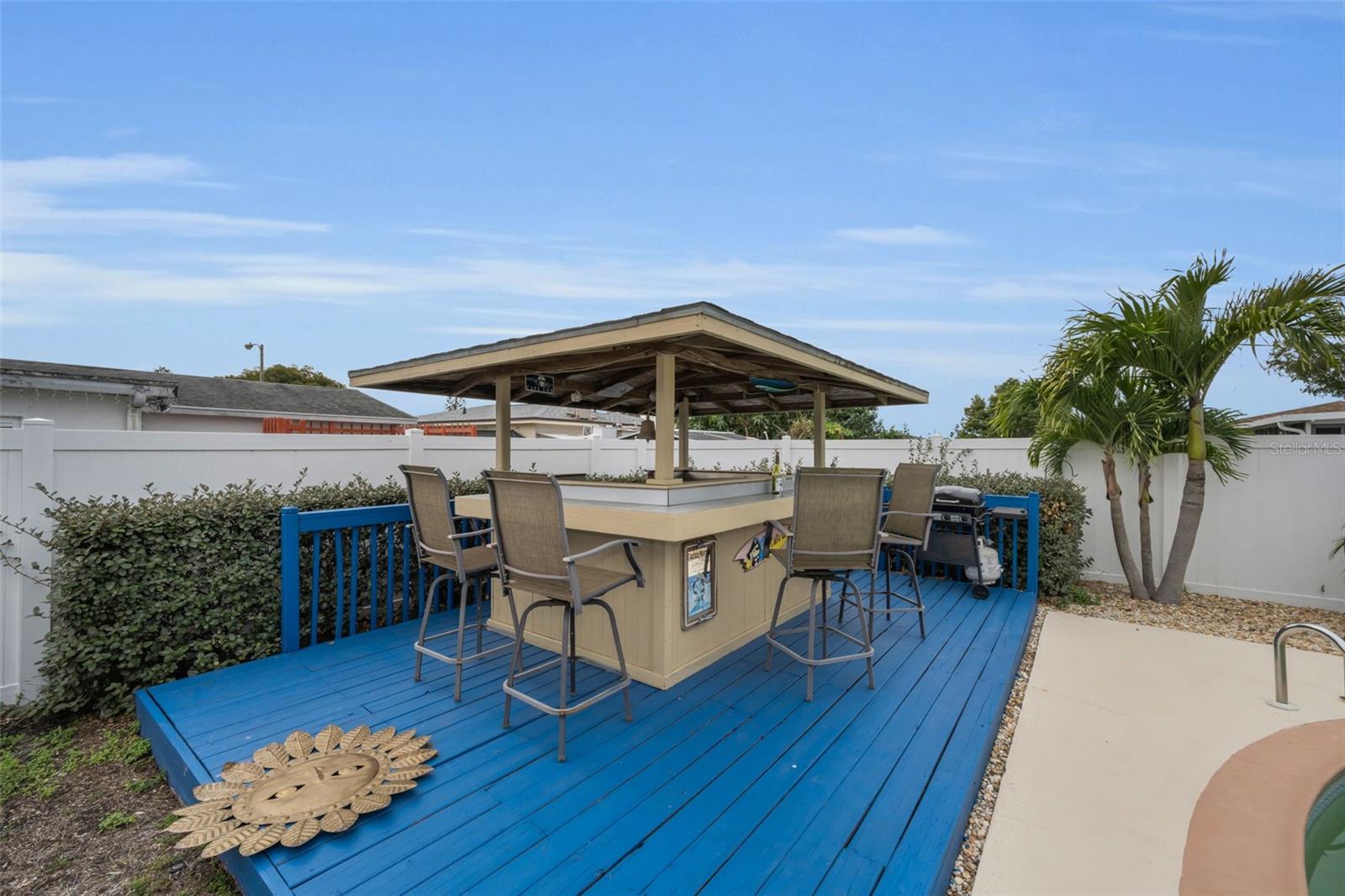 Listing photo id 31 for 8226 Penwood Drive