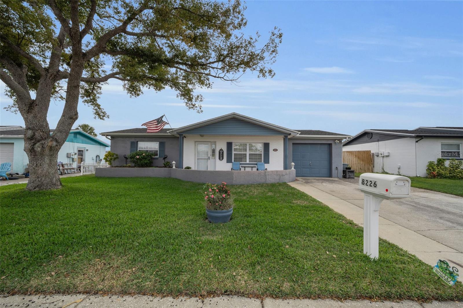 Listing photo id 35 for 8226 Penwood Drive