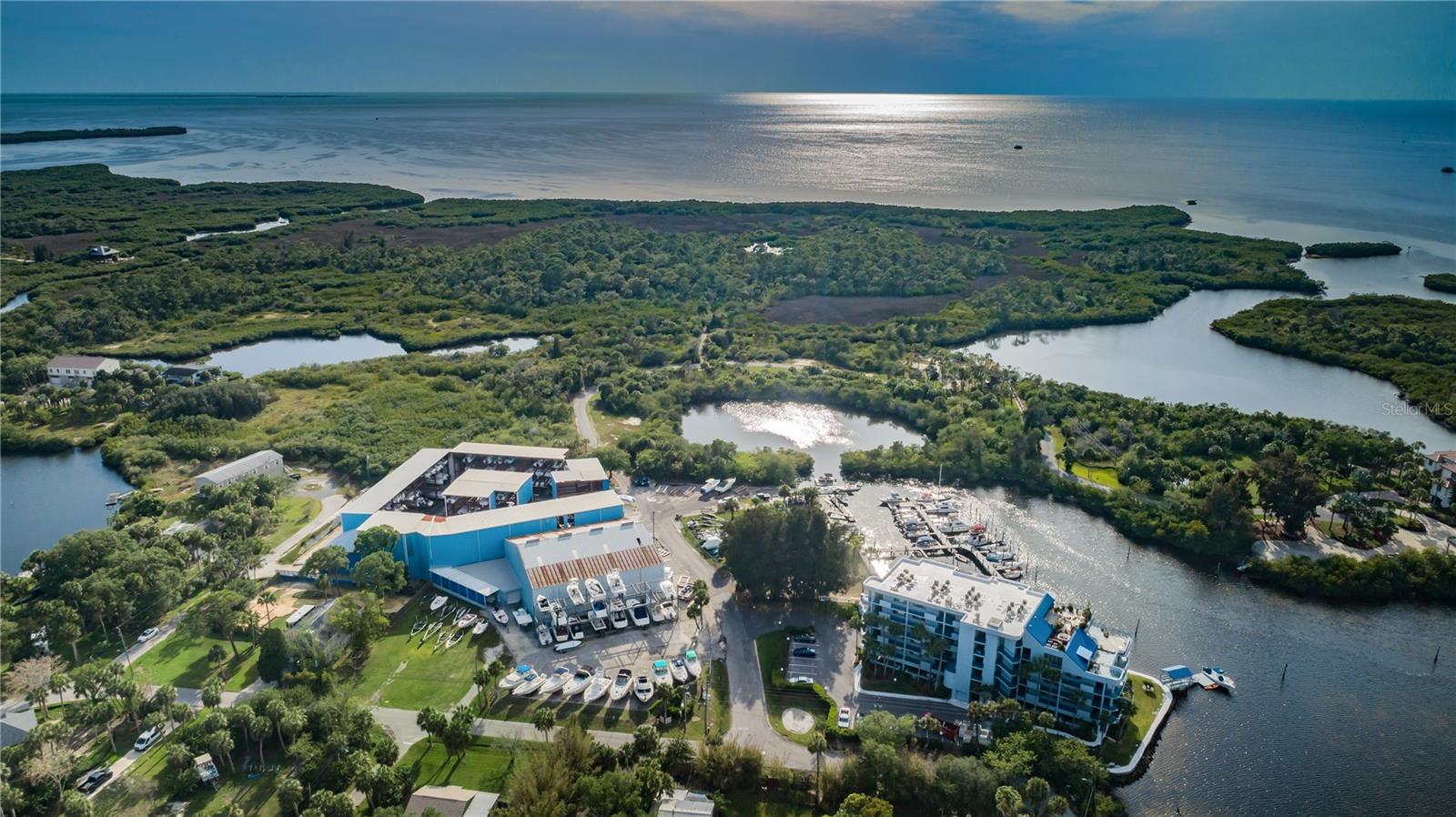 Listing photo id 41 for 8226 Penwood Drive