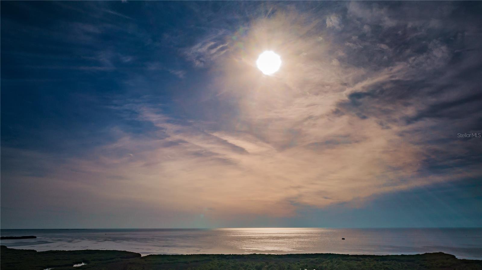 Listing photo id 43 for 8226 Penwood Drive