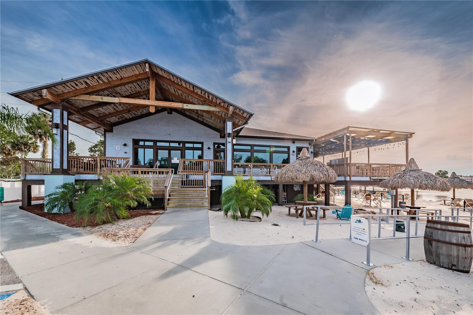 Listing photo id 47 for 8226 Penwood Drive